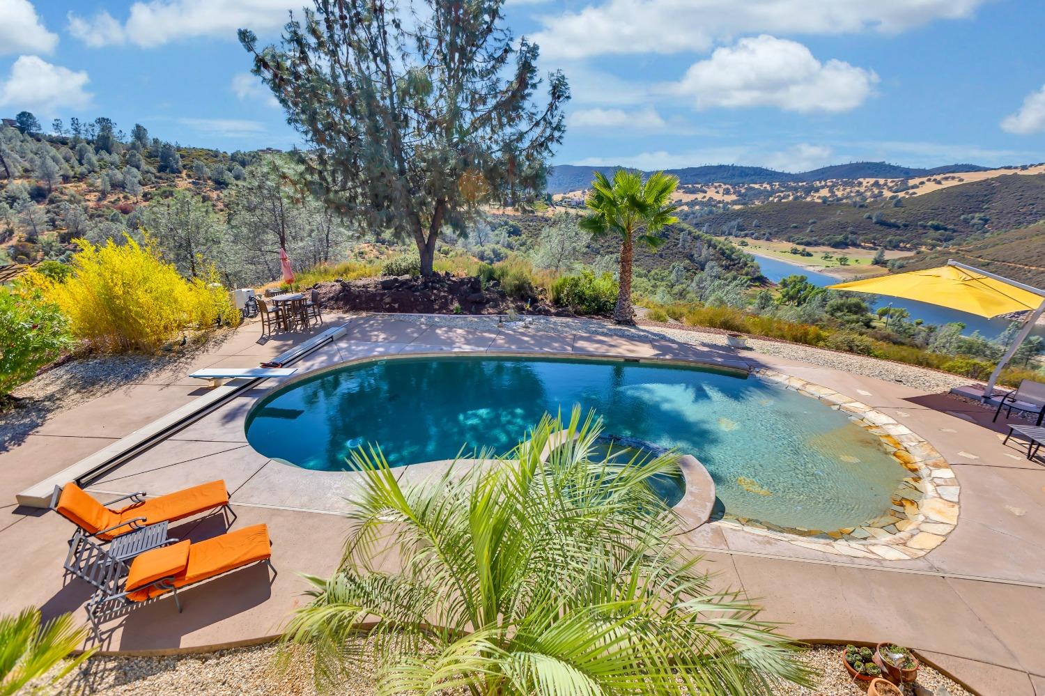 Detail Gallery Image 6 of 81 For 1745 Dorado Ridge Trail, El Dorado Hills,  CA 95762 - 4 Beds | 5 Baths