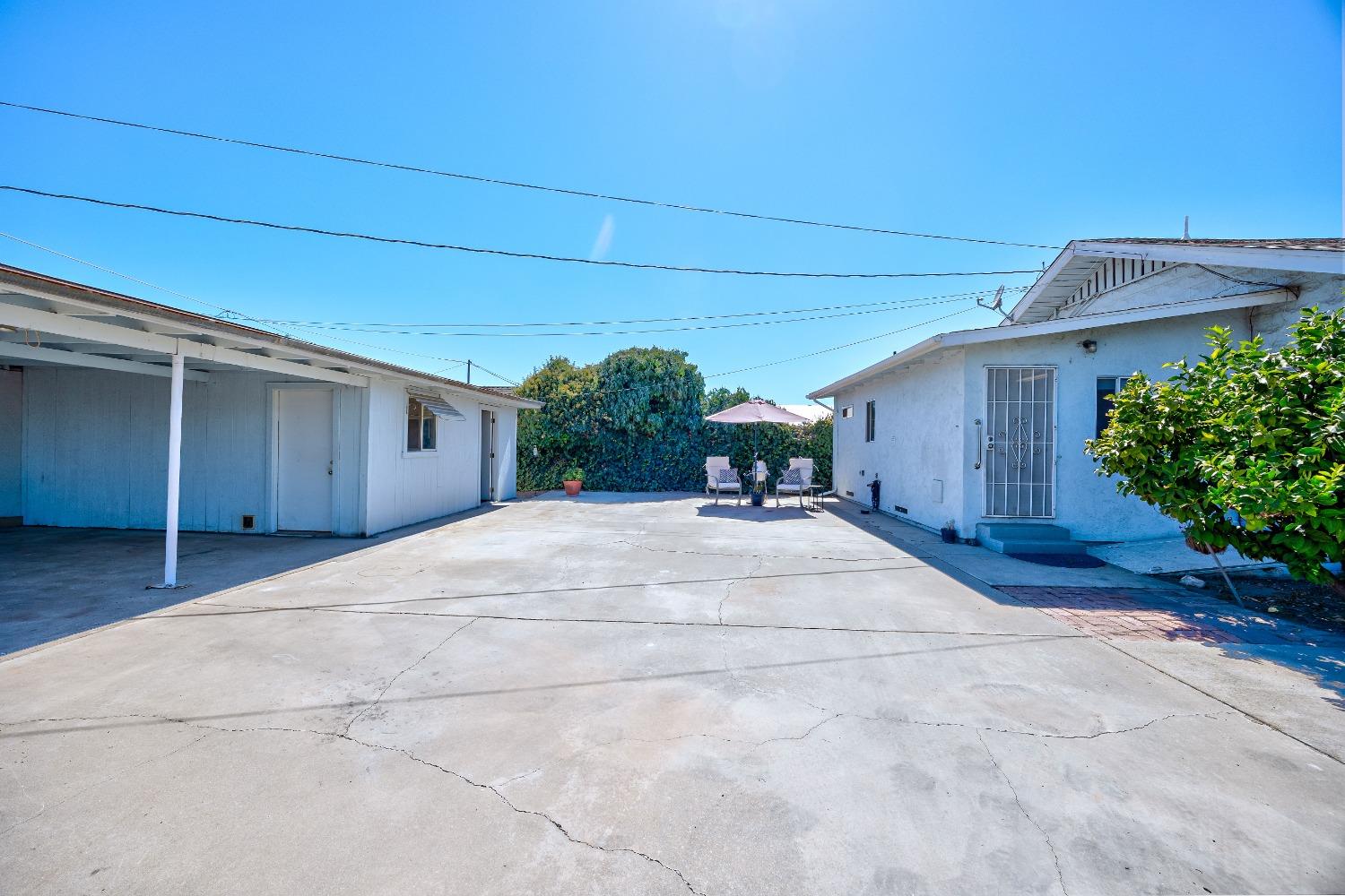 Detail Gallery Image 37 of 49 For 1001 Trinity Ave, Chowchilla,  CA 93610 - 3 Beds | 2 Baths