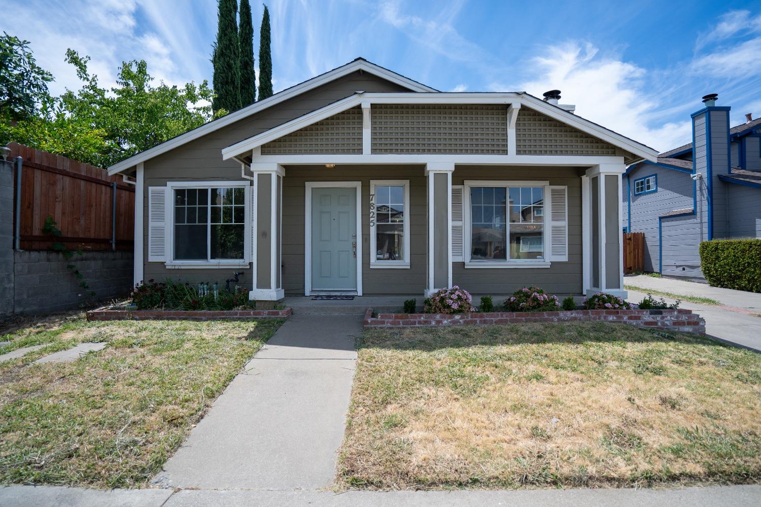 Detail Gallery Image 1 of 1 For 7825 Cottage Grove Way, Antelope,  CA 95843 - 3 Beds | 2 Baths