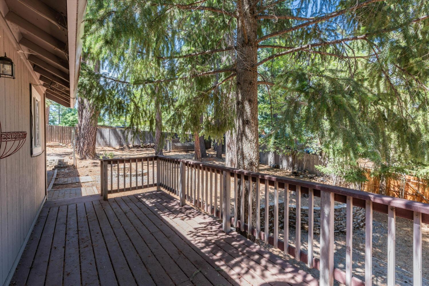 Detail Gallery Image 39 of 49 For 6390 Red Robin Rd, Placerville,  CA 95667 - 3 Beds | 2 Baths