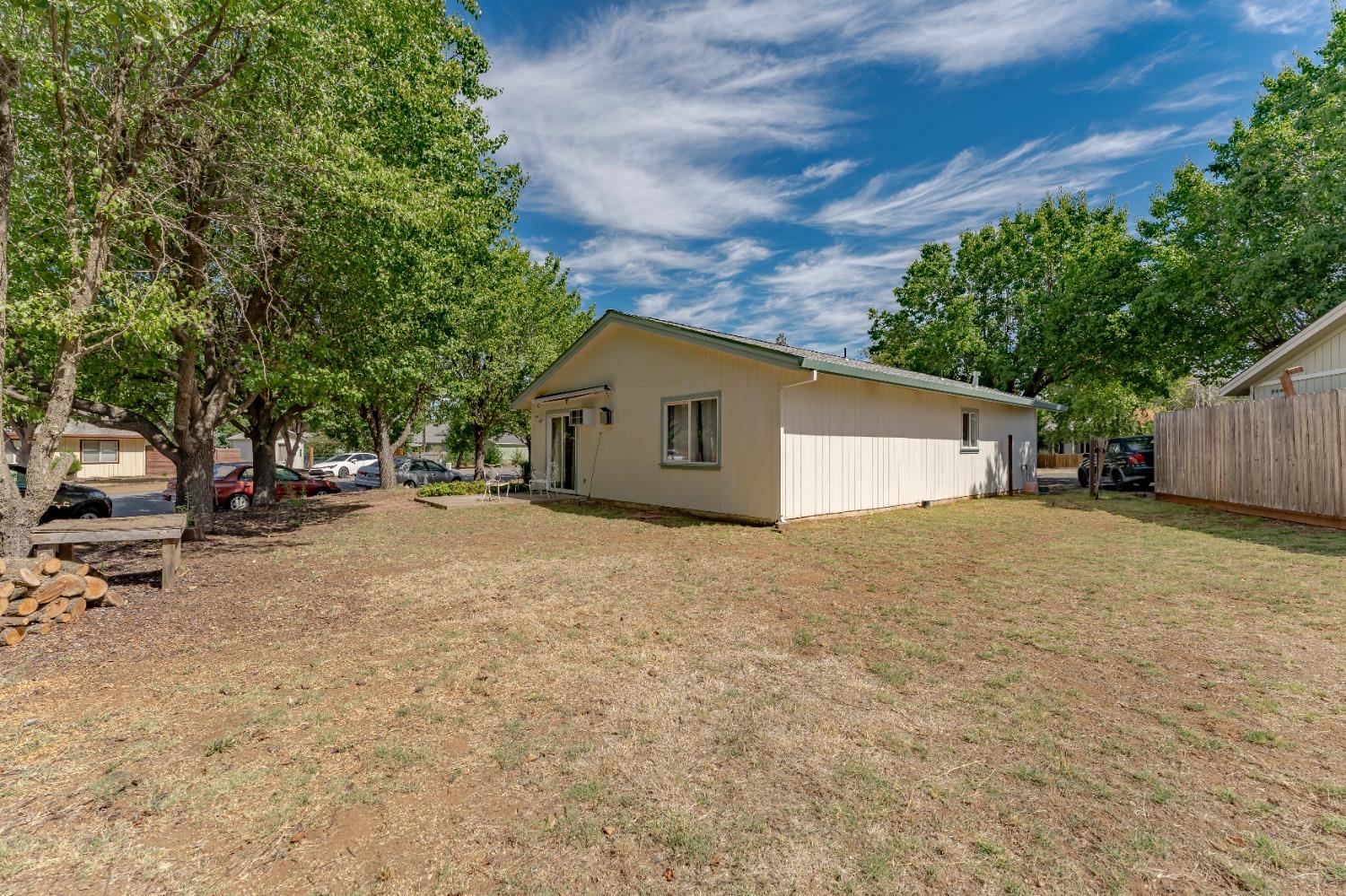 Detail Gallery Image 14 of 19 For 10475 Broken Oak Ct, Penn Valley,  CA 95946 - 1 Beds | 1 Baths