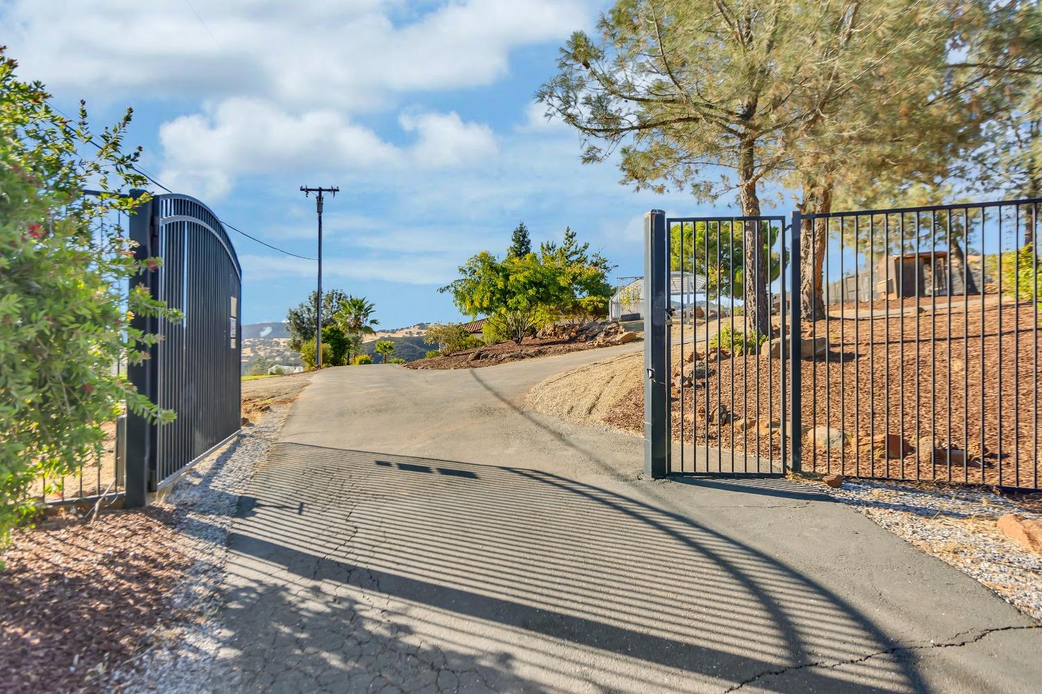 Detail Gallery Image 67 of 81 For 1745 Dorado Ridge Trail, El Dorado Hills,  CA 95762 - 4 Beds | 5 Baths