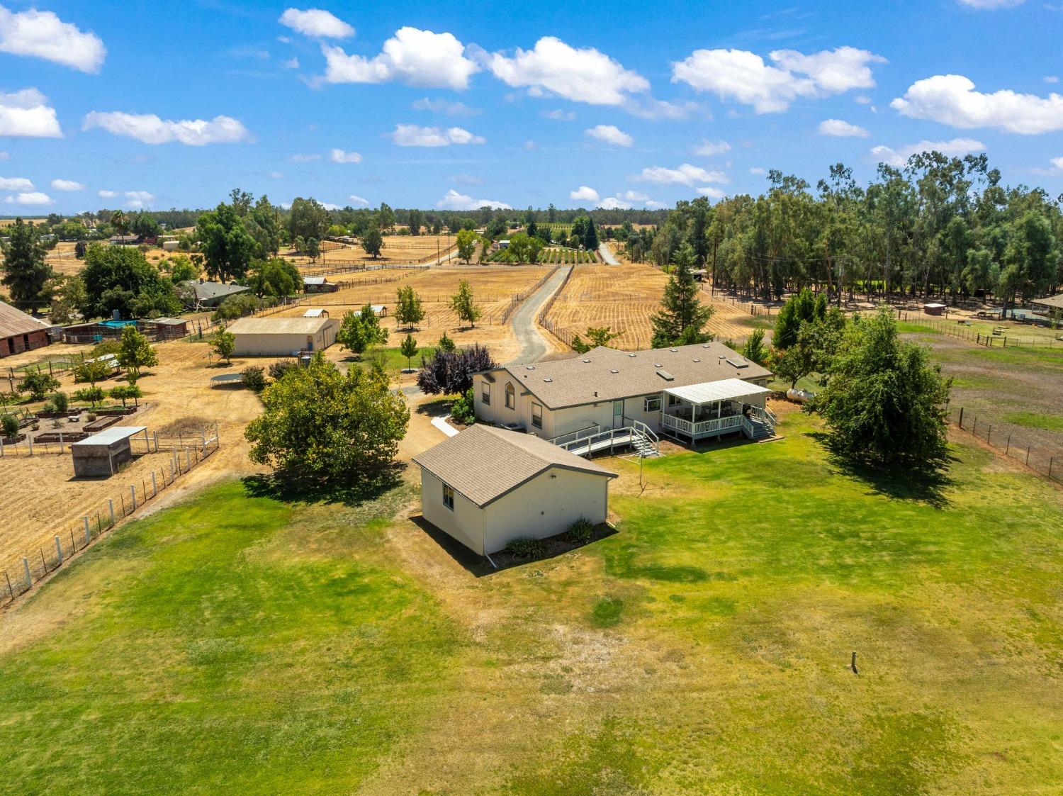 Detail Gallery Image 8 of 67 For 13505 Montfort Ave, Herald,  CA 95638 - 3 Beds | 2 Baths