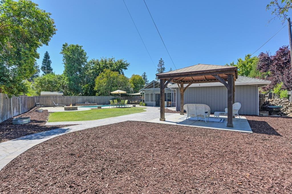 Detail Gallery Image 32 of 38 For 2544 Andrade Way, Sacramento,  CA 95821 - 3 Beds | 2 Baths