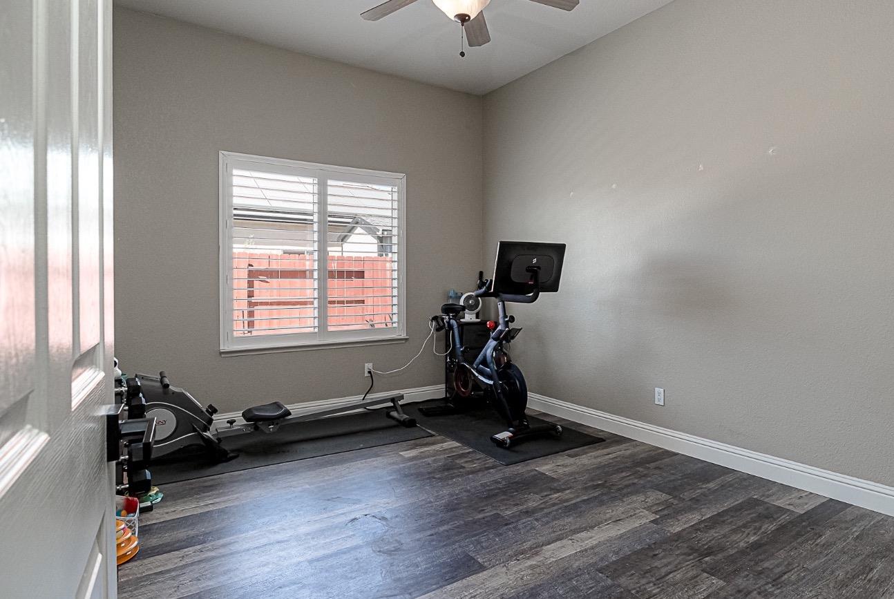 Detail Gallery Image 16 of 28 For 1060 Pestana Ave, Manteca,  CA 95336 - 3 Beds | 2/1 Baths