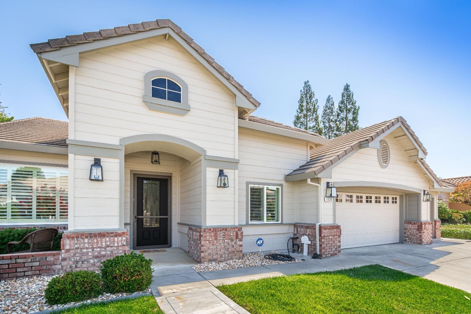 Detail Gallery Image 8 of 41 For 7028 Windchime Way, Roseville,  CA 95747 - 3 Beds | 2 Baths