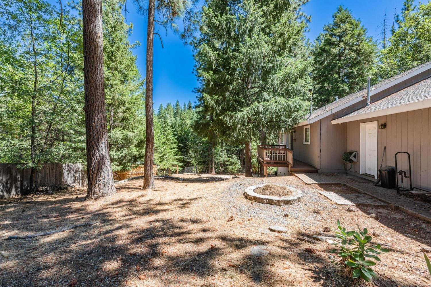 Detail Gallery Image 46 of 49 For 6390 Red Robin Rd, Placerville,  CA 95667 - 3 Beds | 2 Baths