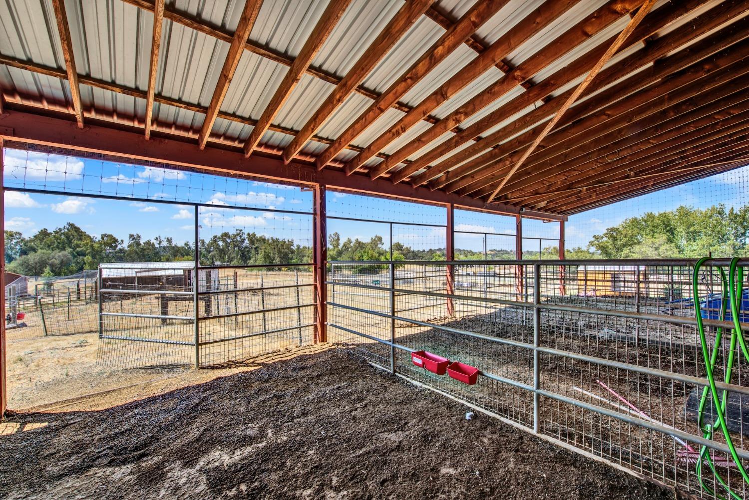 Detail Gallery Image 74 of 98 For 4149 Burnett Rd, Lincoln,  CA 95648 - 5 Beds | 5/1 Baths