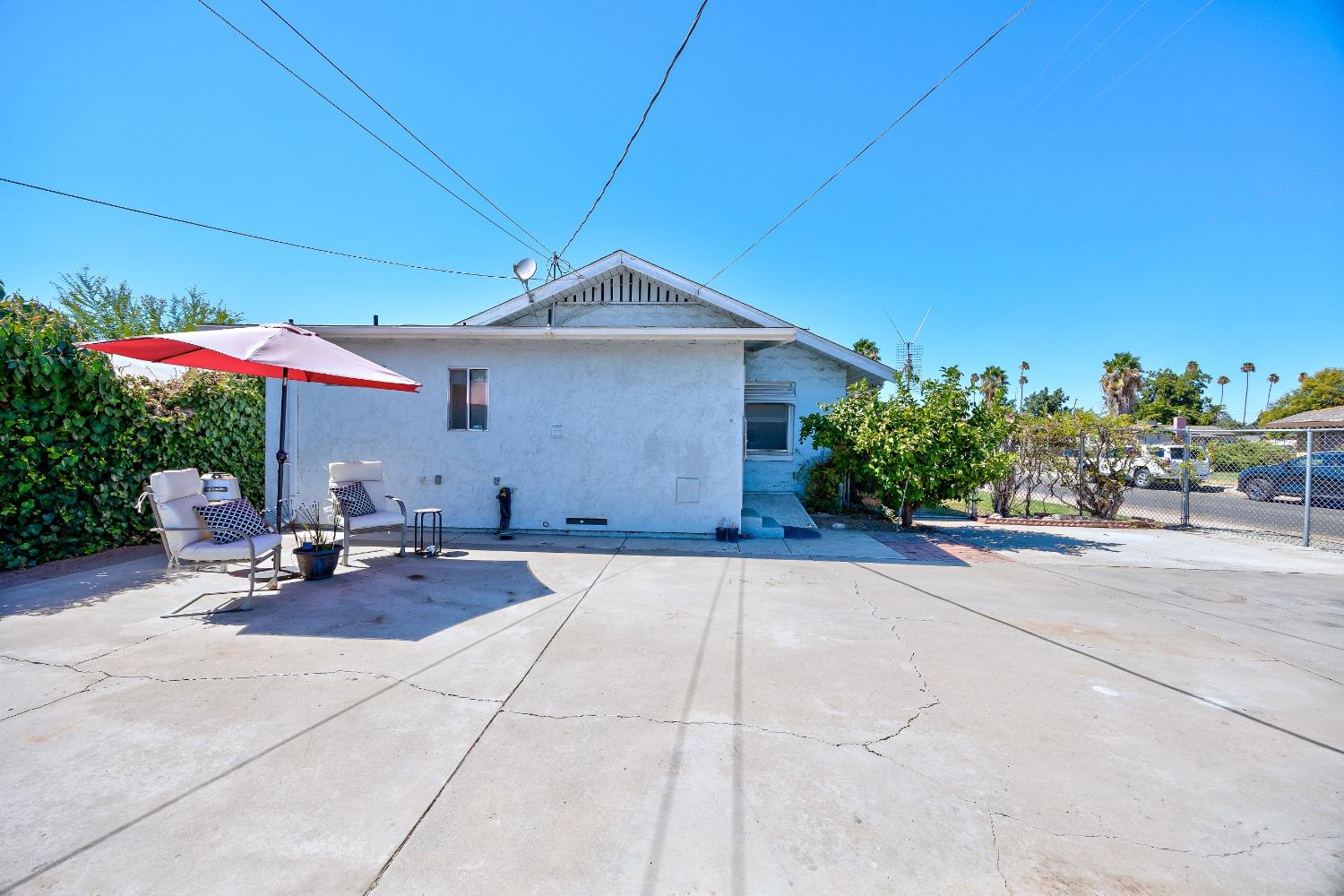 Detail Gallery Image 38 of 49 For 1001 Trinity Ave, Chowchilla,  CA 93610 - 3 Beds | 2 Baths