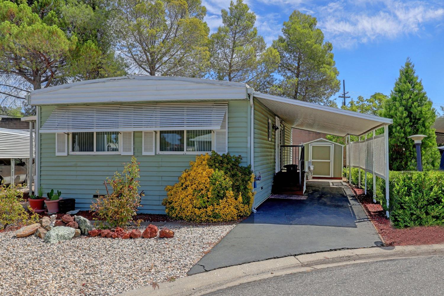 Detail Gallery Image 4 of 34 For 3765 Grass Valley Hwy 34, Auburn,  CA 95602 - 2 Beds | 1 Baths