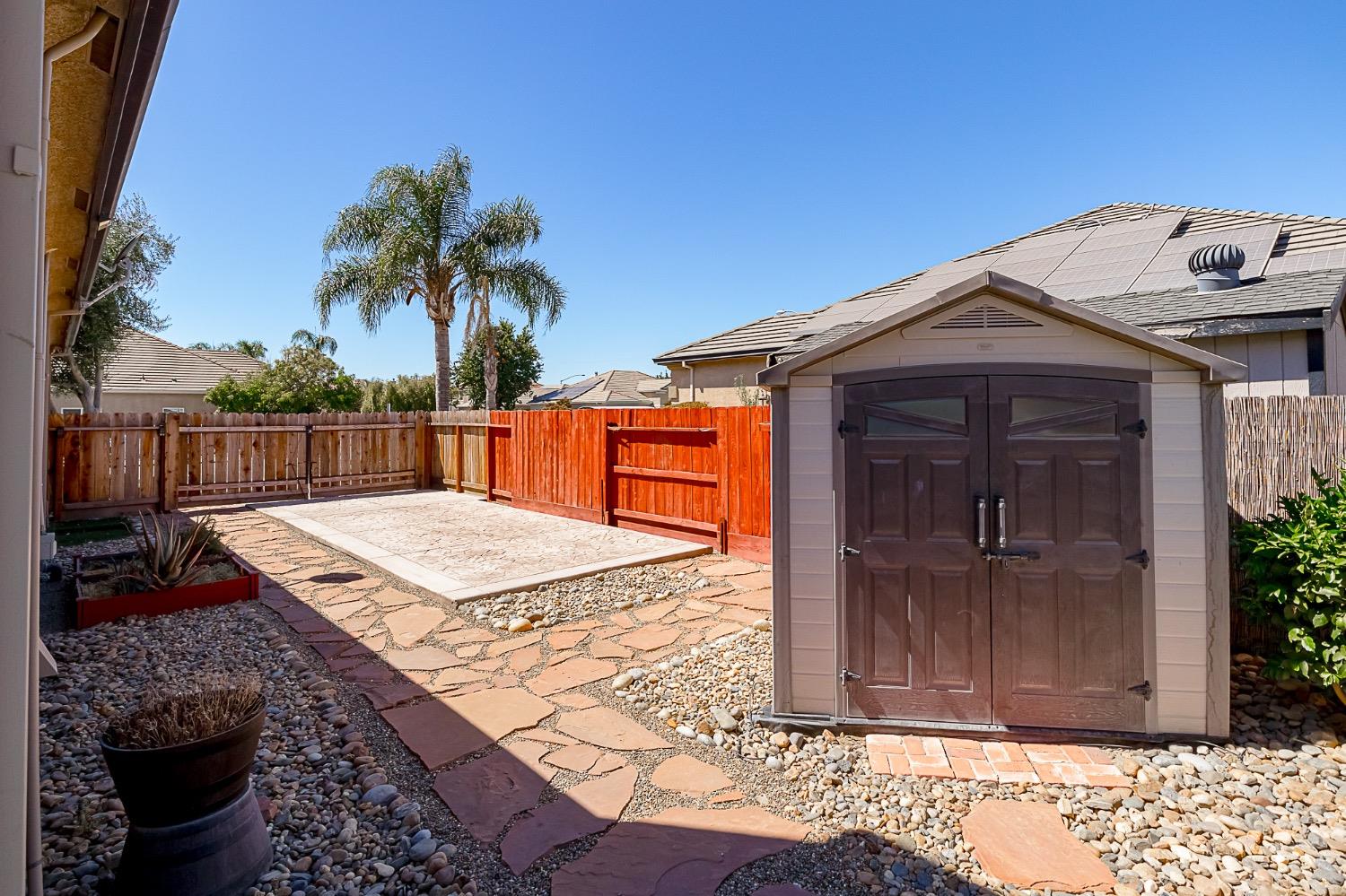 Detail Gallery Image 28 of 28 For 1060 Pestana Ave, Manteca,  CA 95336 - 3 Beds | 2/1 Baths