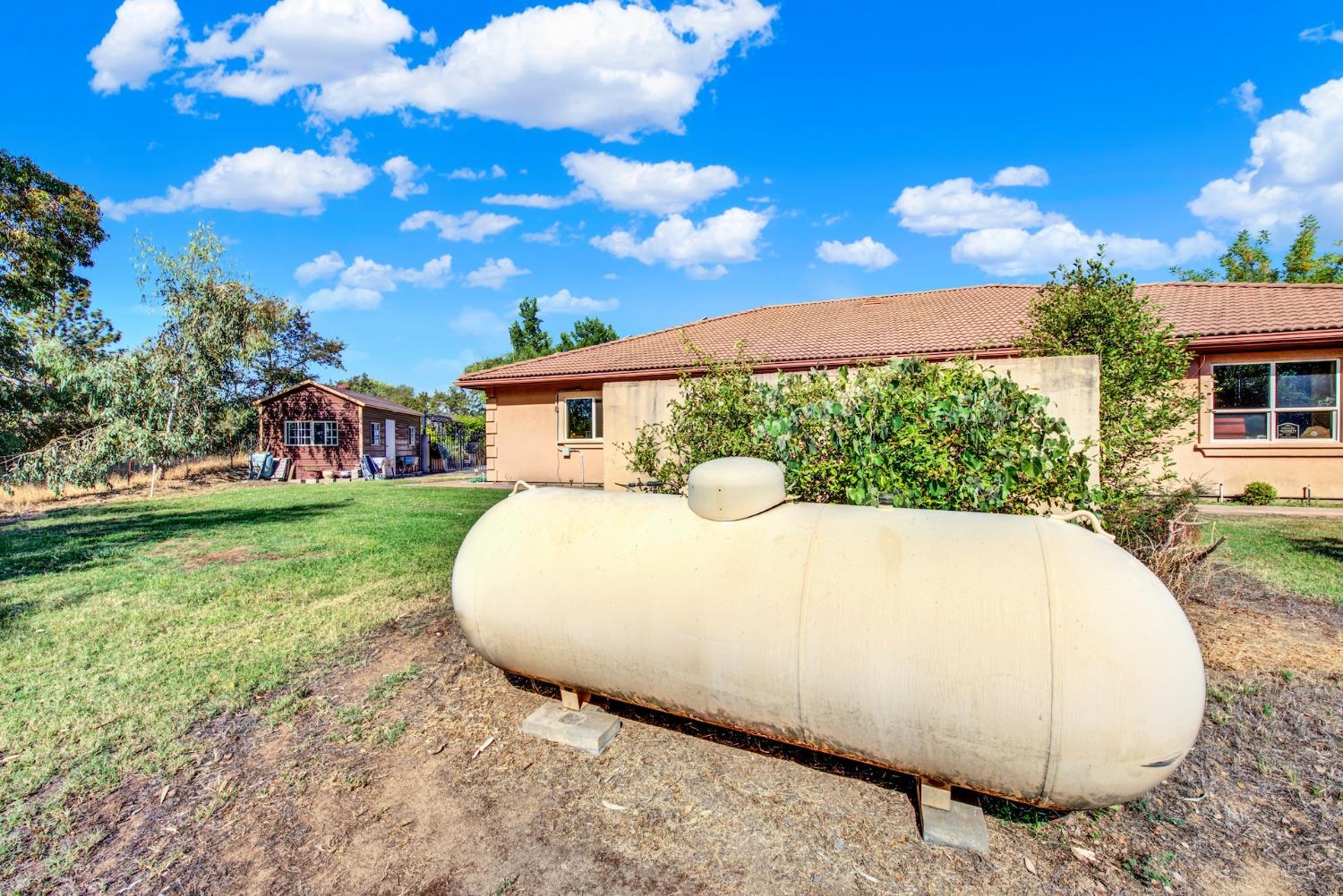 Detail Gallery Image 86 of 98 For 4149 Burnett Rd, Lincoln,  CA 95648 - 5 Beds | 5/1 Baths