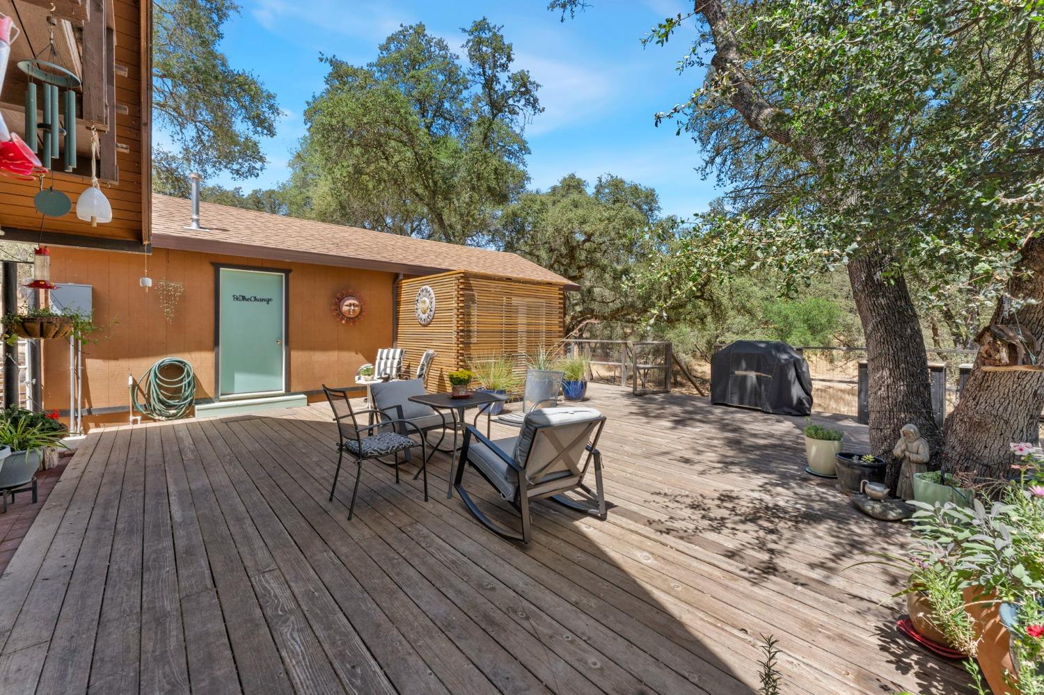 Detail Gallery Image 21 of 44 For 5460 Rattlesnake Bar Rd, Pilot Hill,  CA 95664 - 3 Beds | 2/1 Baths