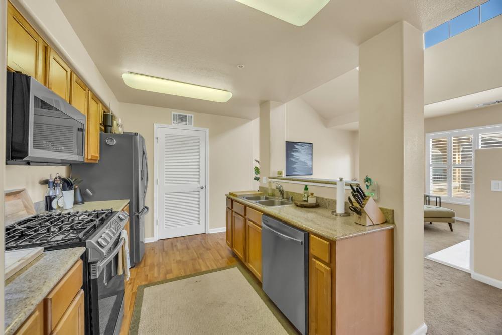 Dunlay Drive #3112, Sacramento, California image 15