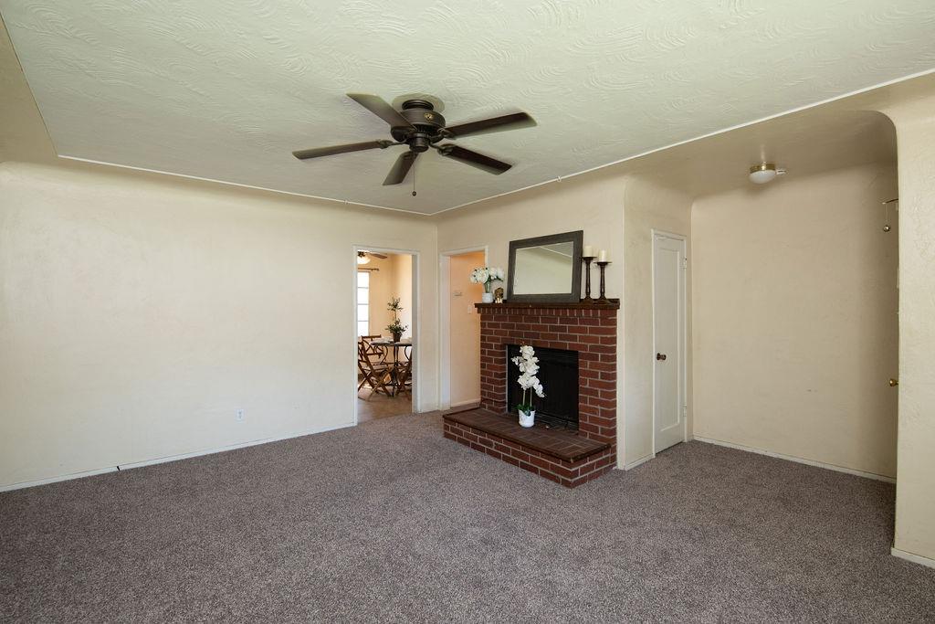 Detail Gallery Image 7 of 30 For 2218 Lambert St, Modesto,  CA 95354 - 2 Beds | 1 Baths