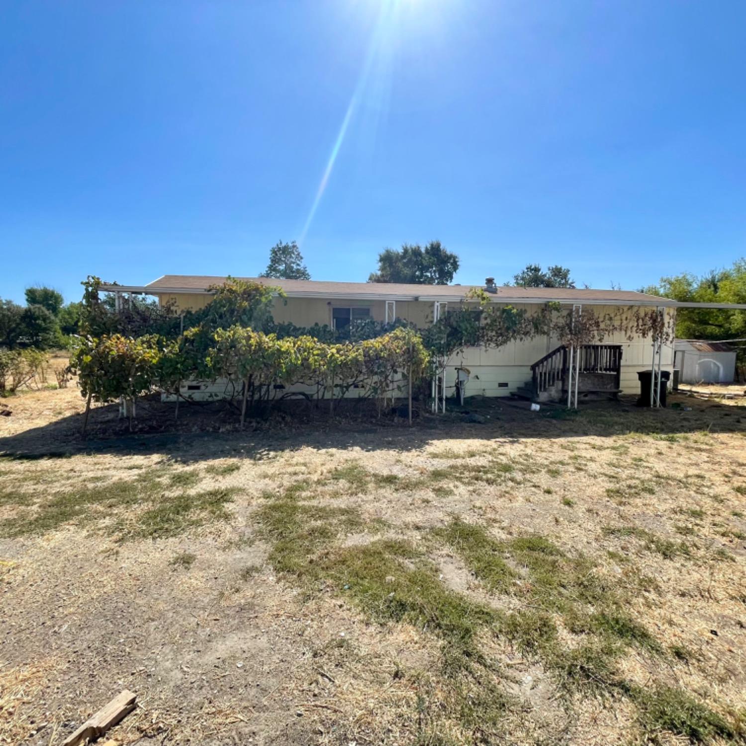 Dakota Avenue, Biggs, California image 7