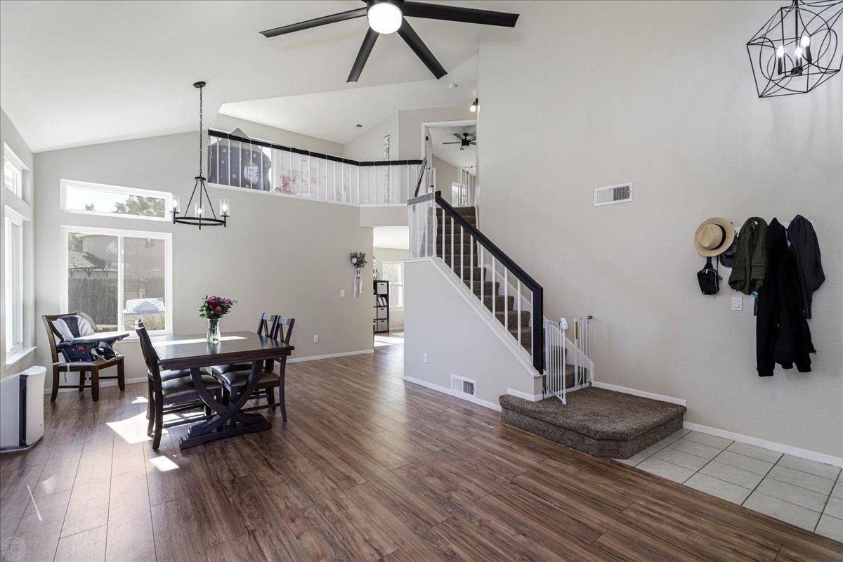 Detail Gallery Image 7 of 33 For 1312 Hoboken Dr, Tracy,  CA 95377 - 4 Beds | 2/1 Baths