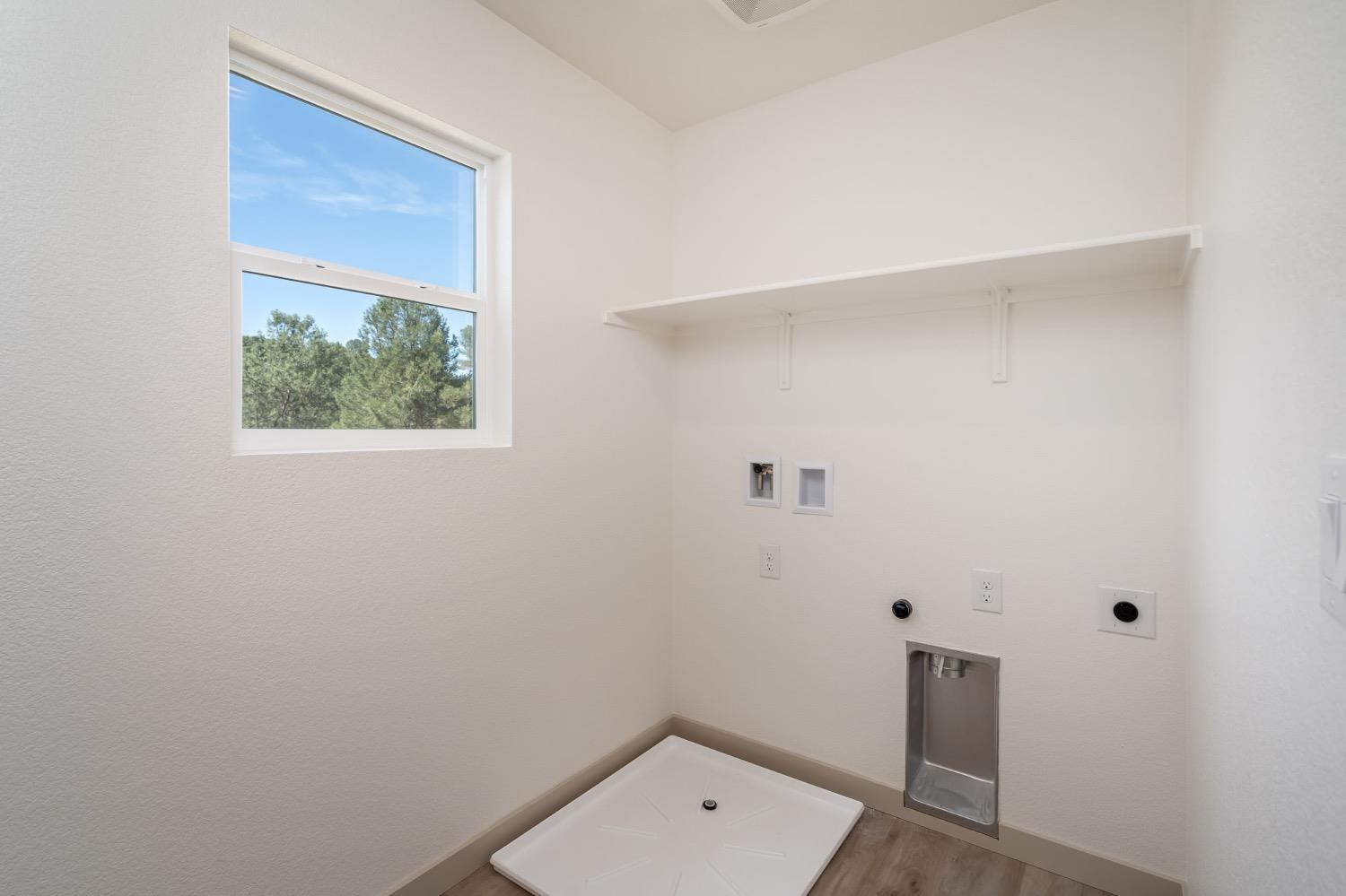 Mountain Vista Court, Jamestown, California image 30