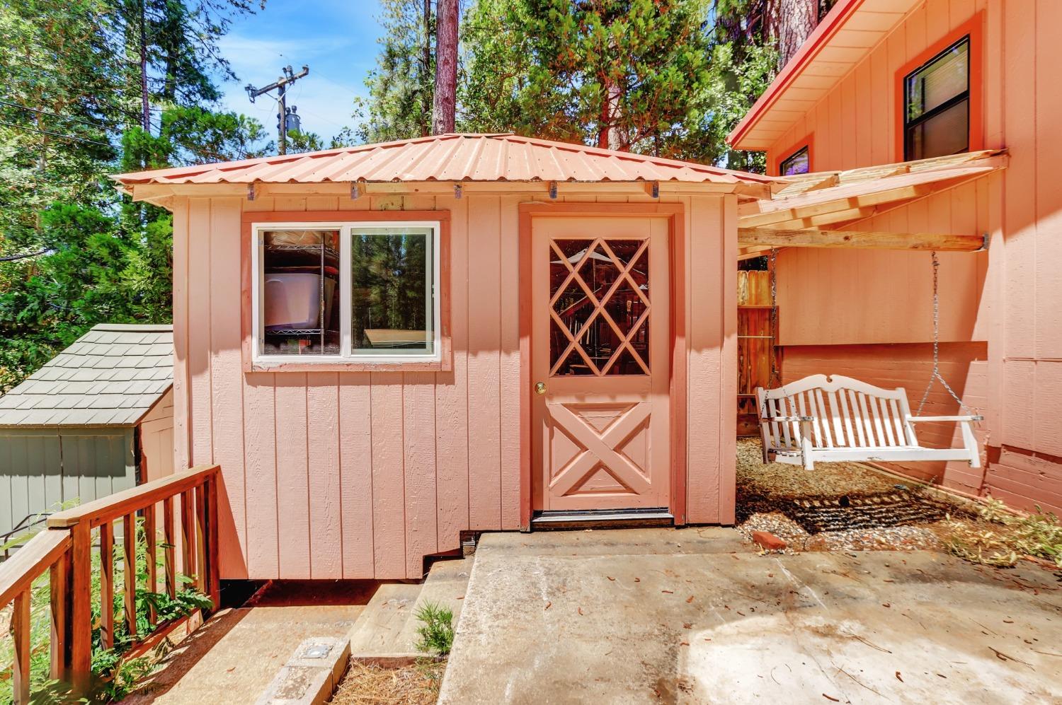 Detail Gallery Image 92 of 94 For 11192 Silver Willow Ln, Nevada City,  CA 95959 - 2 Beds | 2/1 Baths