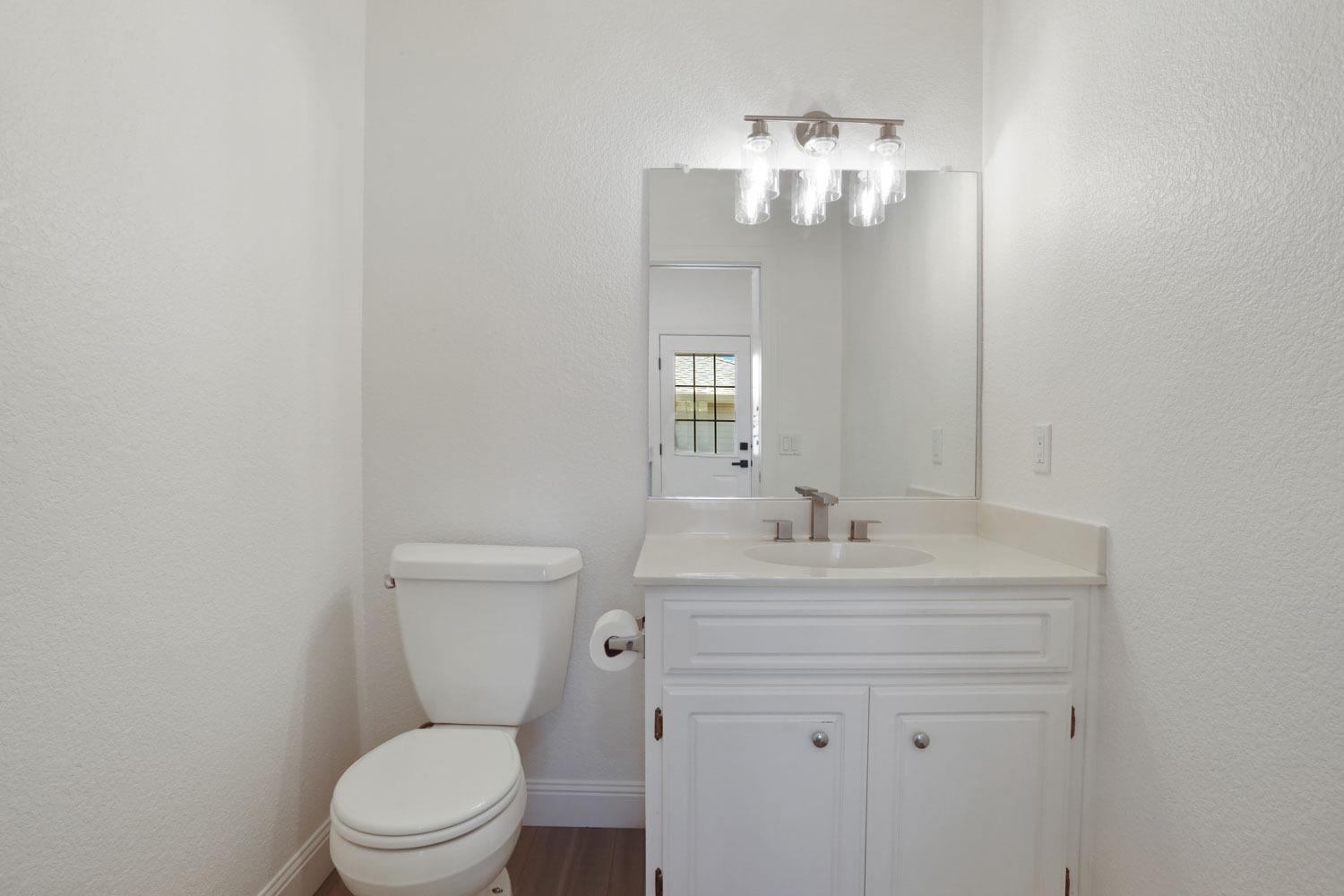 Detail Gallery Image 16 of 61 For 2031 Quartz Creek Ln, Placerville,  CA 95667 - 3 Beds | 2/1 Baths