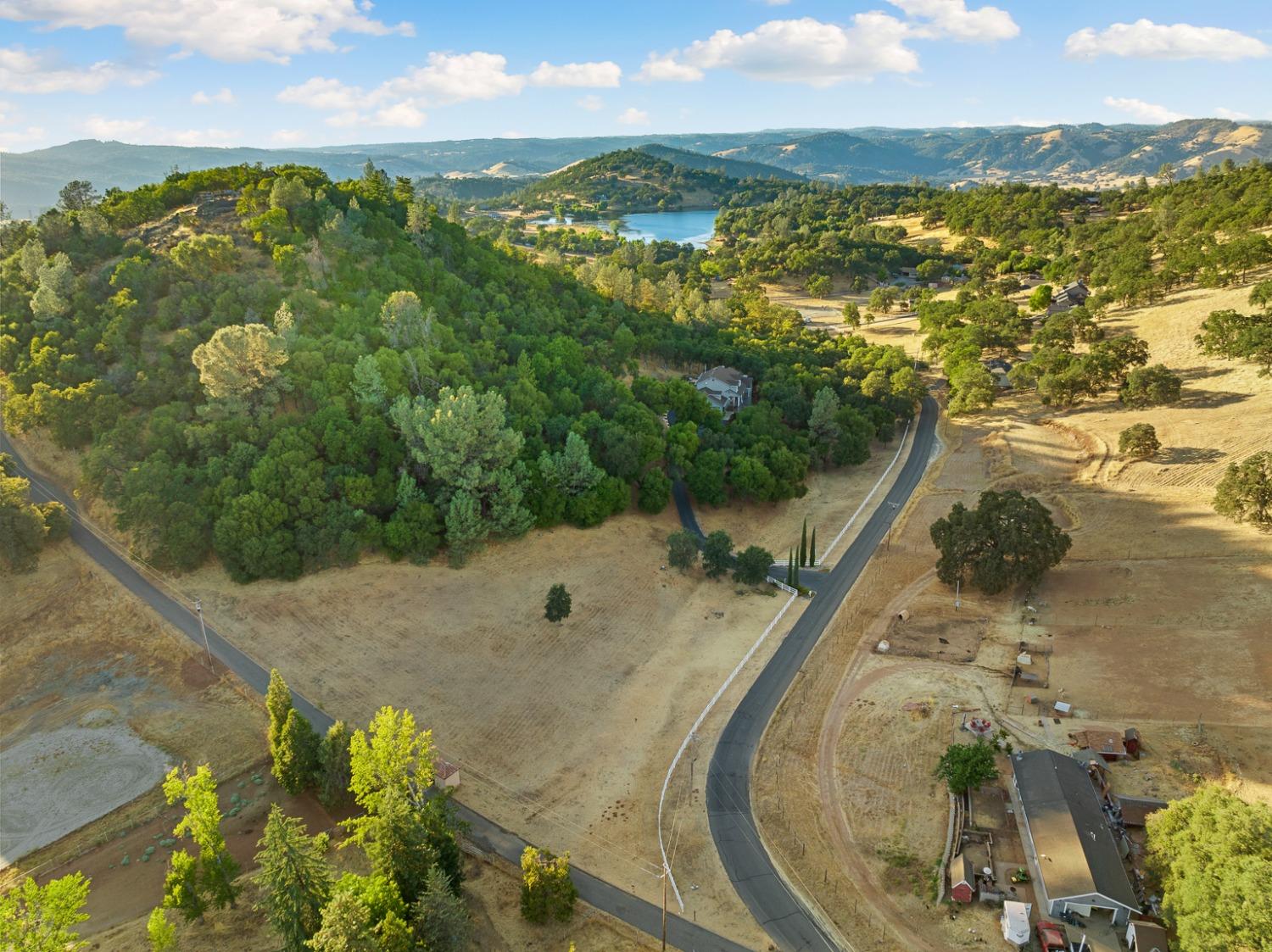 Detail Gallery Image 98 of 99 For 1300 Large Oak Dr, Placerville,  CA 95667 - 3 Beds | 4 Baths