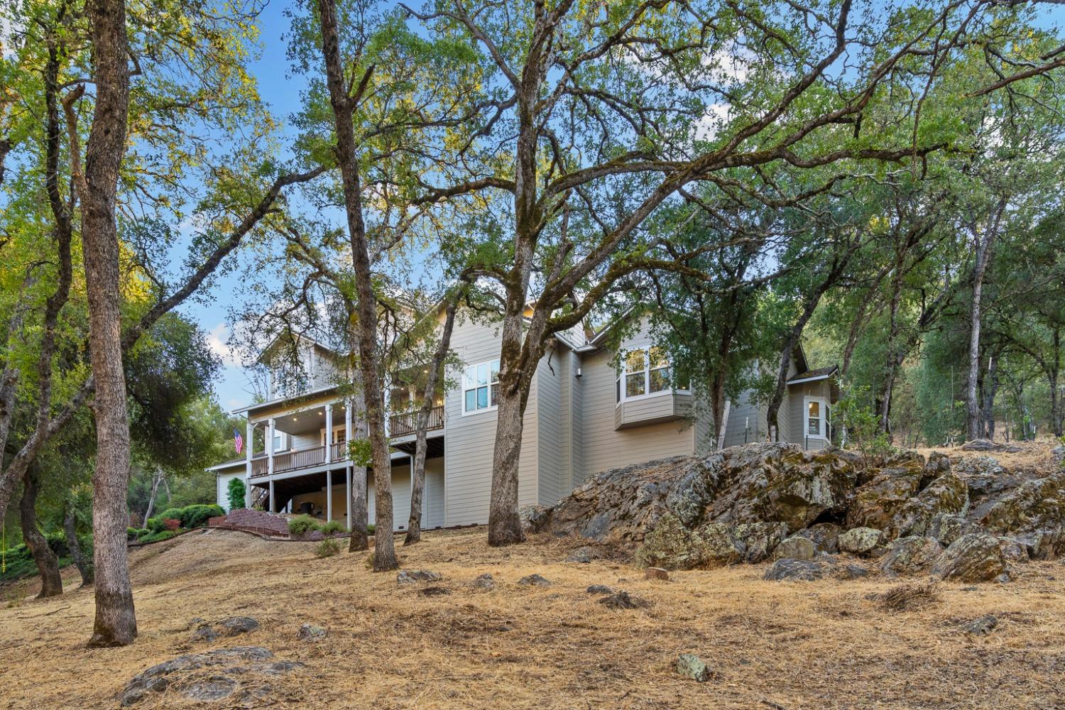 Detail Gallery Image 90 of 99 For 1300 Large Oak Dr, Placerville,  CA 95667 - 3 Beds | 4 Baths