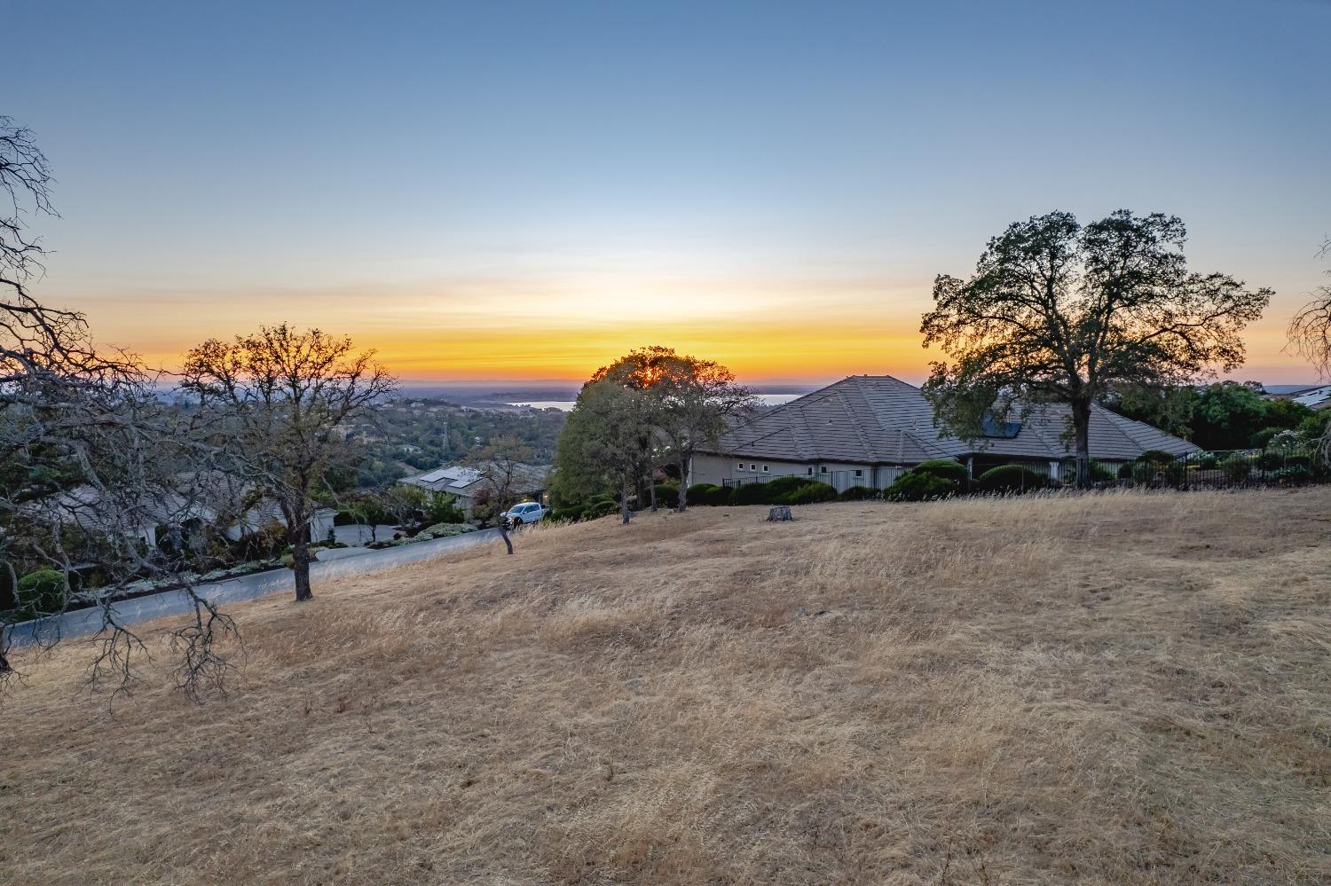 Detail Gallery Image 4 of 64 For 5155 Breese Cir, El Dorado Hills,  CA 95762 - – Beds | – Baths