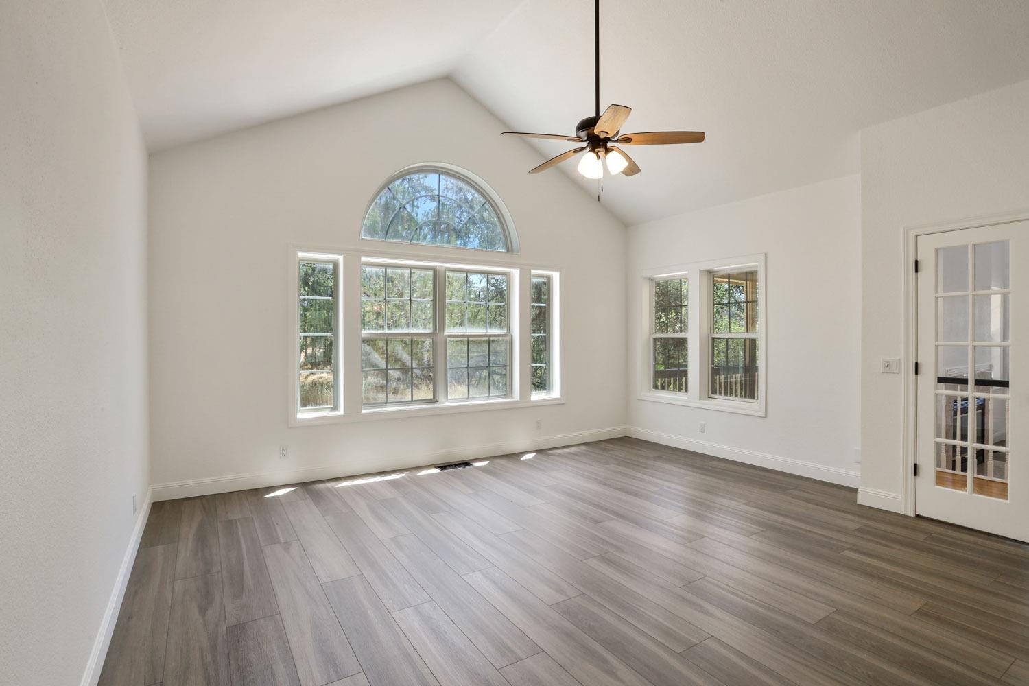 Detail Gallery Image 21 of 61 For 2031 Quartz Creek Ln, Placerville,  CA 95667 - 3 Beds | 2/1 Baths