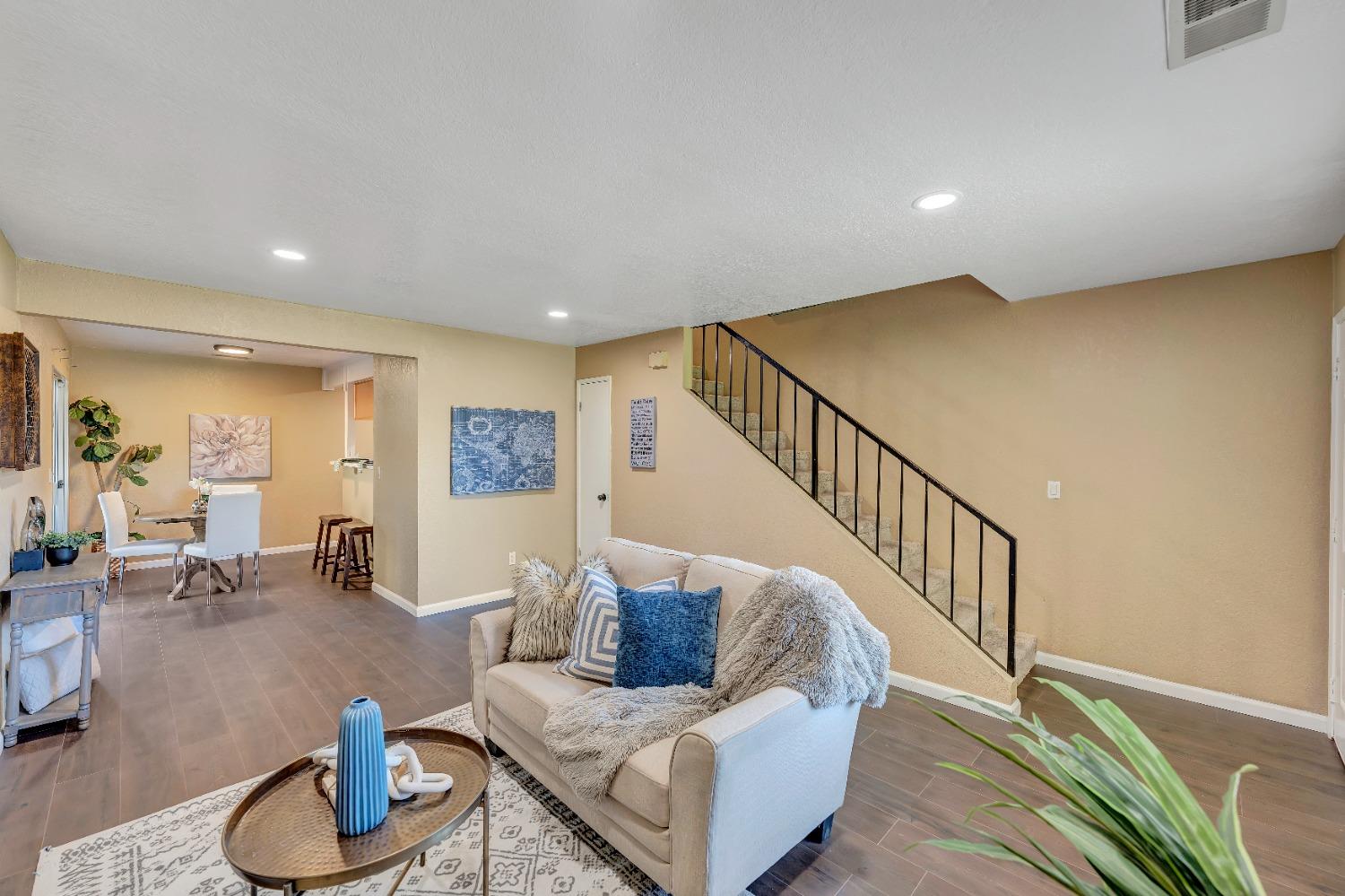 Detail Gallery Image 7 of 34 For 1819 S Cherokee Ln #45,  Lodi,  CA 95240 - 2 Beds | 1 Baths