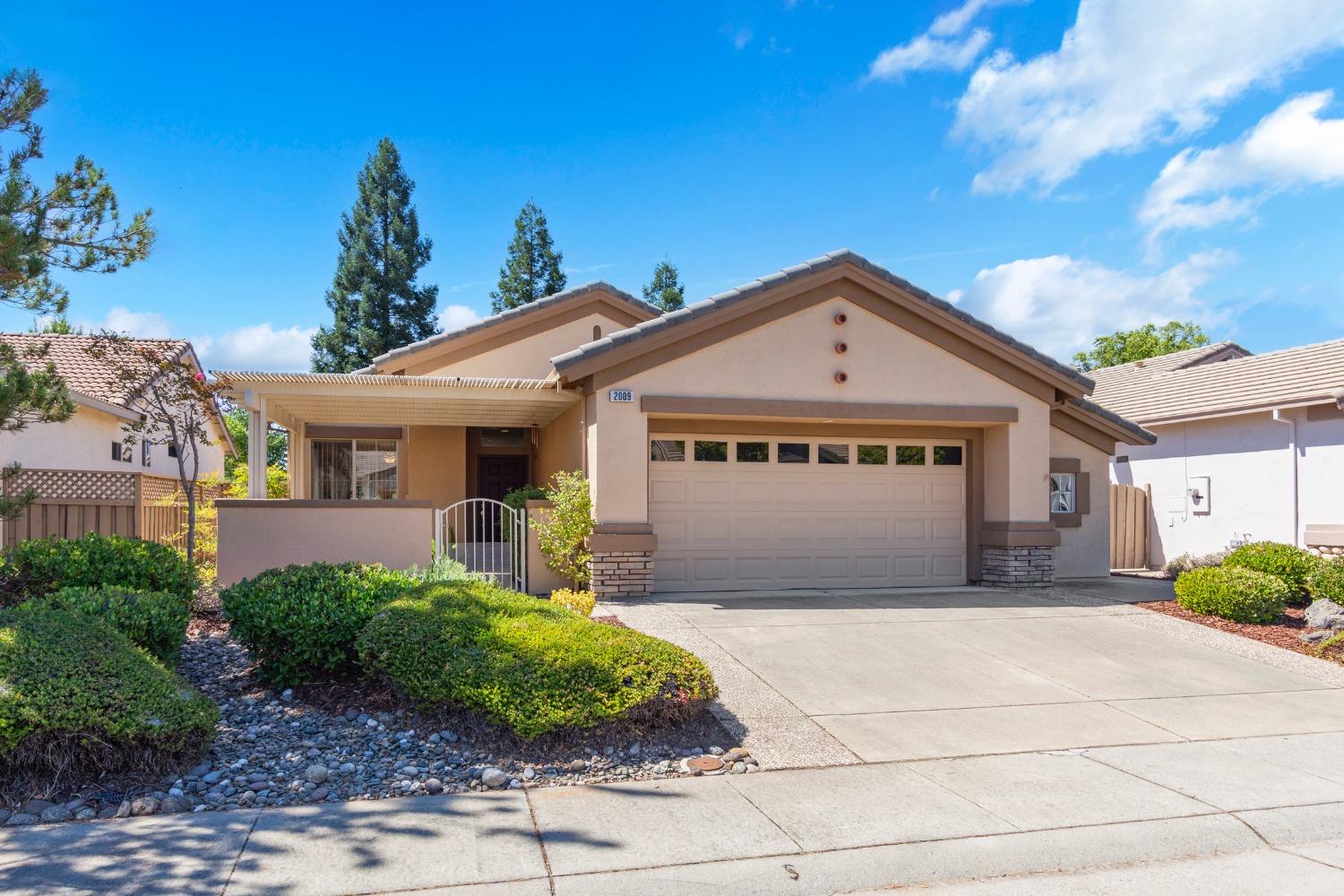 Detail Gallery Image 1 of 1 For 2009 Winding Way, Lincoln,  CA 95648 - 2 Beds | 2 Baths