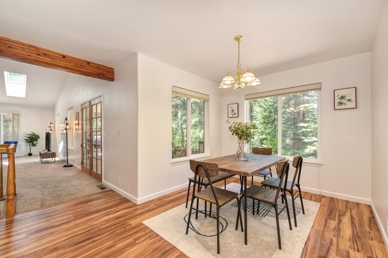 Detail Gallery Image 14 of 91 For 17377 Broken Arrow Pl, Nevada City,  CA 95959 - 4 Beds | 2 Baths