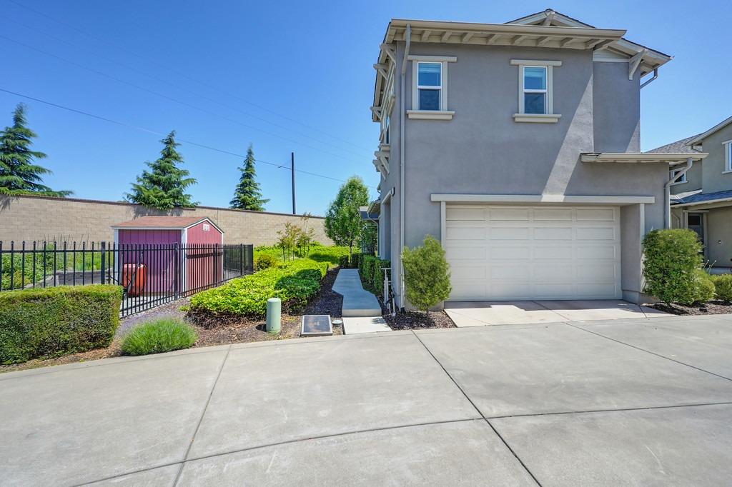 Detail Gallery Image 64 of 89 For 3616 Troy Dalton St, Sacramento,  CA 95816 - 3 Beds | 3/1 Baths