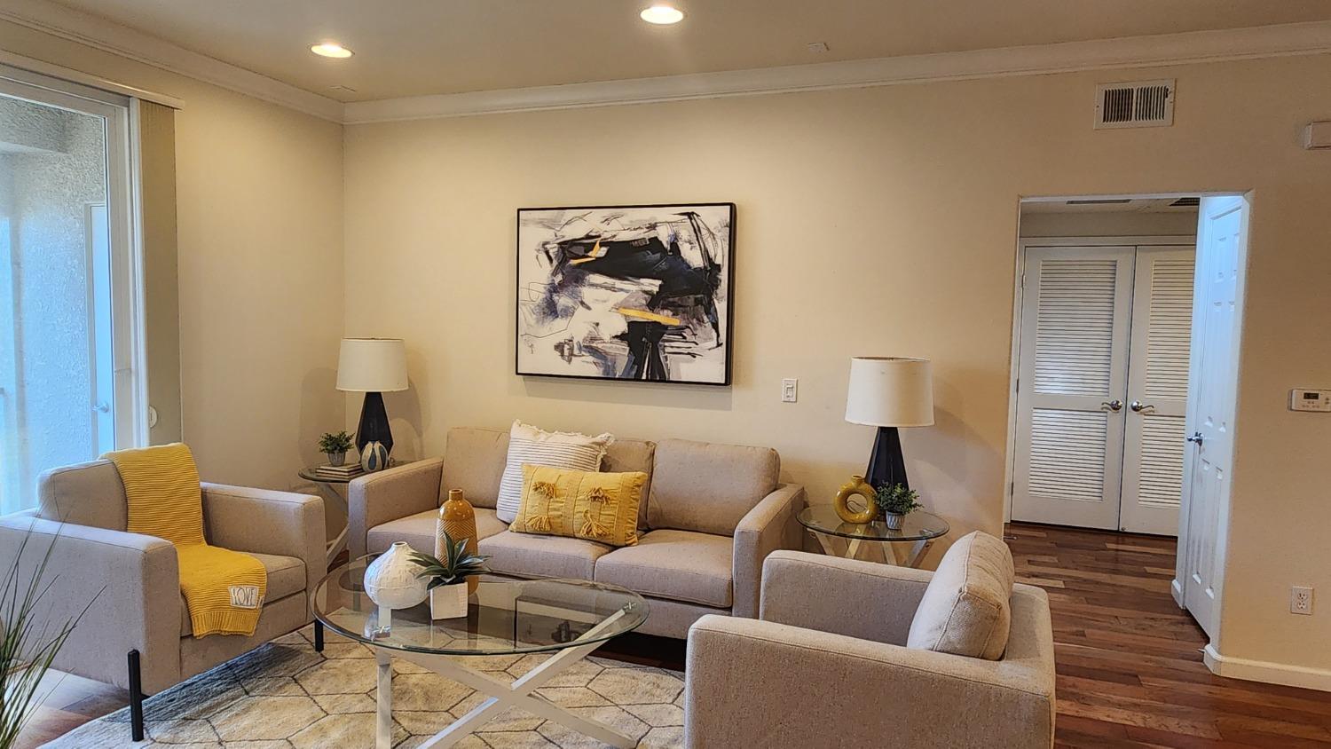 Detail Gallery Image 4 of 24 For 3465 Dublin Blvd #327,  Dublin,  CA 94568 - 2 Beds | 2 Baths