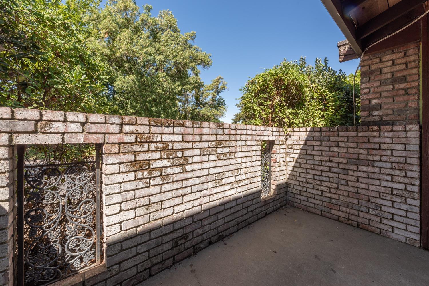 Detail Gallery Image 9 of 25 For 2306 E 8th St, Davis,  CA 95618 - 2 Beds | 1 Baths