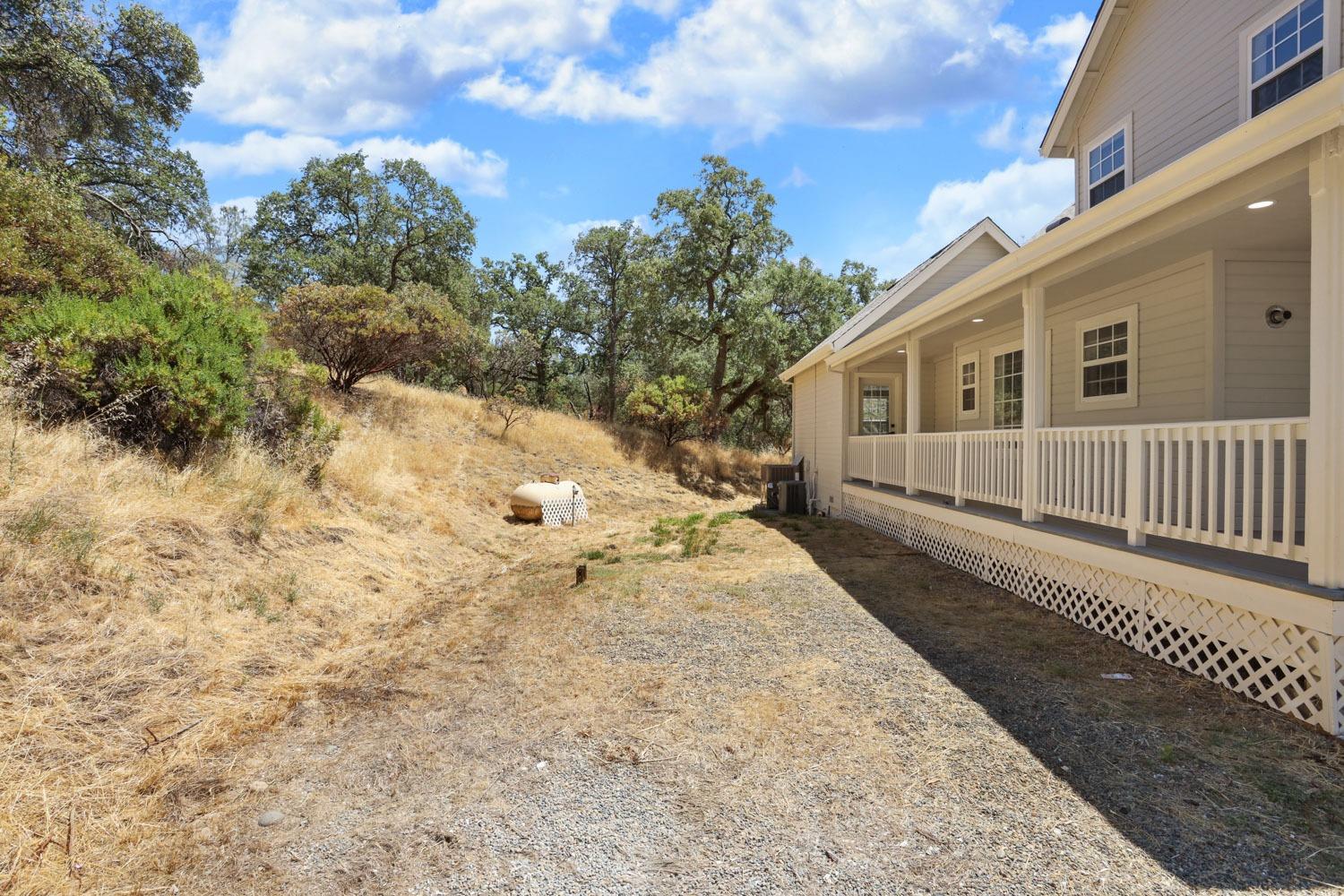 Detail Gallery Image 50 of 61 For 2031 Quartz Creek Ln, Placerville,  CA 95667 - 3 Beds | 2/1 Baths