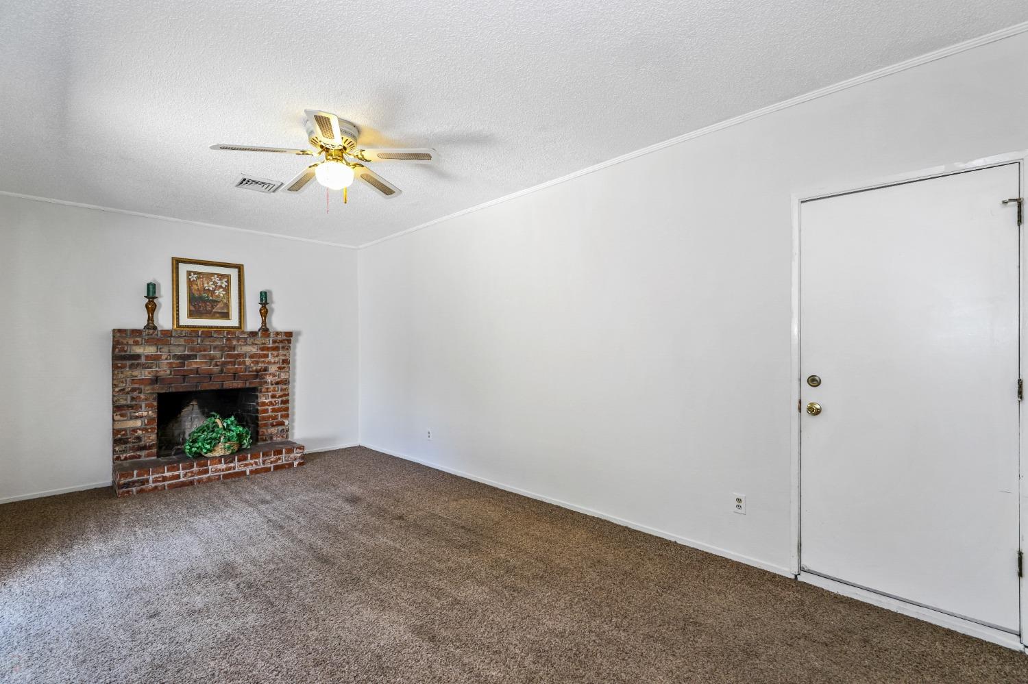 Detail Gallery Image 19 of 34 For 2625 Buttonwillow, Stockton,  CA 95207 - 3 Beds | 2 Baths