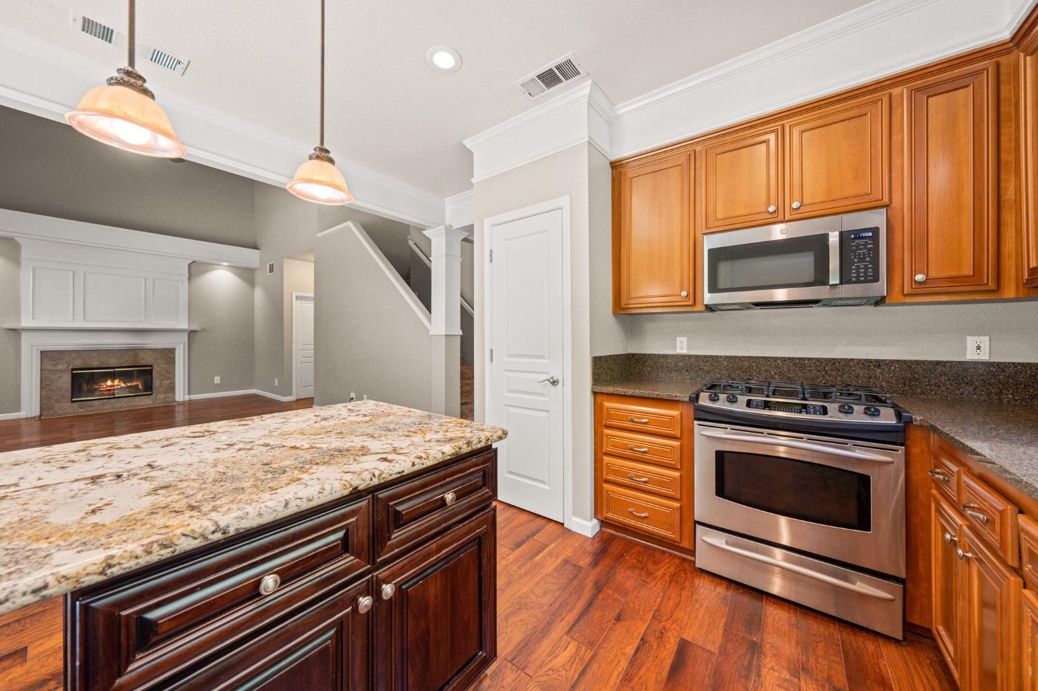 Detail Gallery Image 16 of 69 For 3473 Keswick Dr, El Dorado Hills,  CA 95762 - 4 Beds | 2/1 Baths