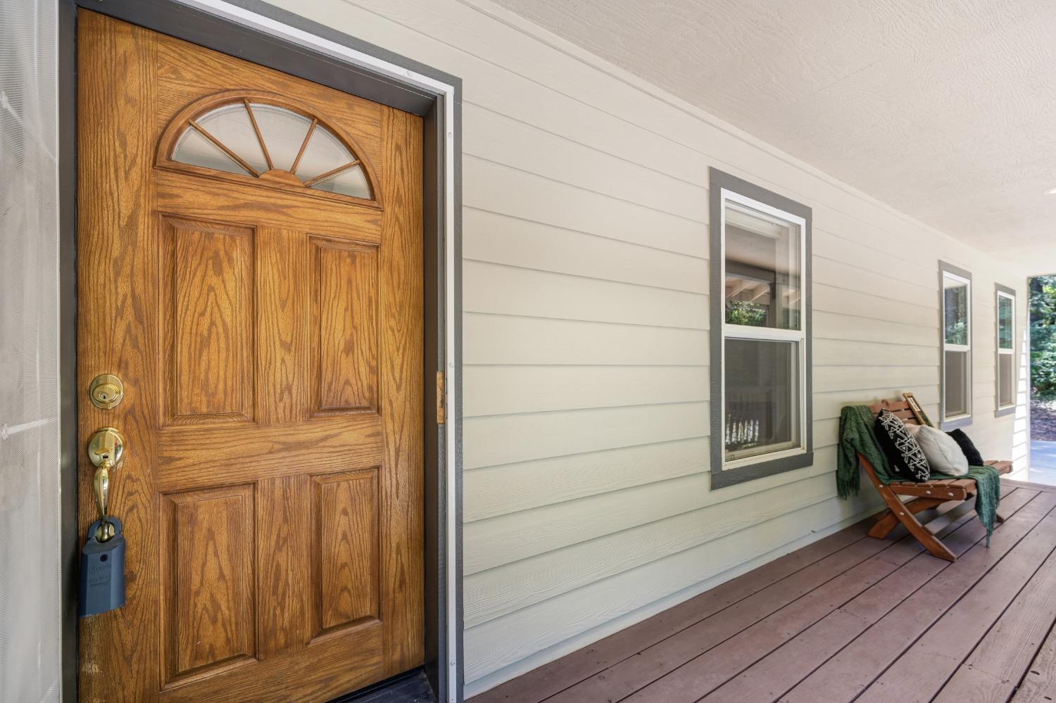 Detail Gallery Image 4 of 91 For 17377 Broken Arrow Pl, Nevada City,  CA 95959 - 4 Beds | 2 Baths