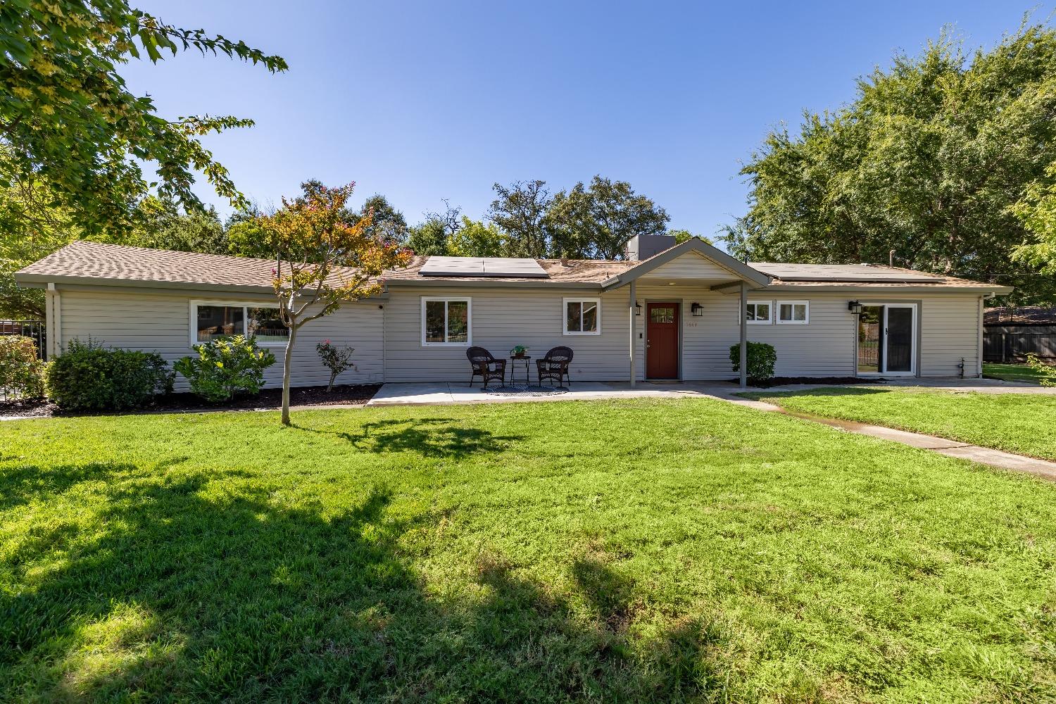 Detail Gallery Image 1 of 1 For 7801 Feldspar Ct, Citrus Heights,  CA 95610 - 4 Beds | 2 Baths