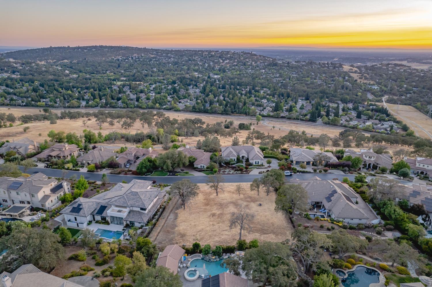 Detail Gallery Image 3 of 64 For 5155 Breese Cir, El Dorado Hills,  CA 95762 - – Beds | – Baths