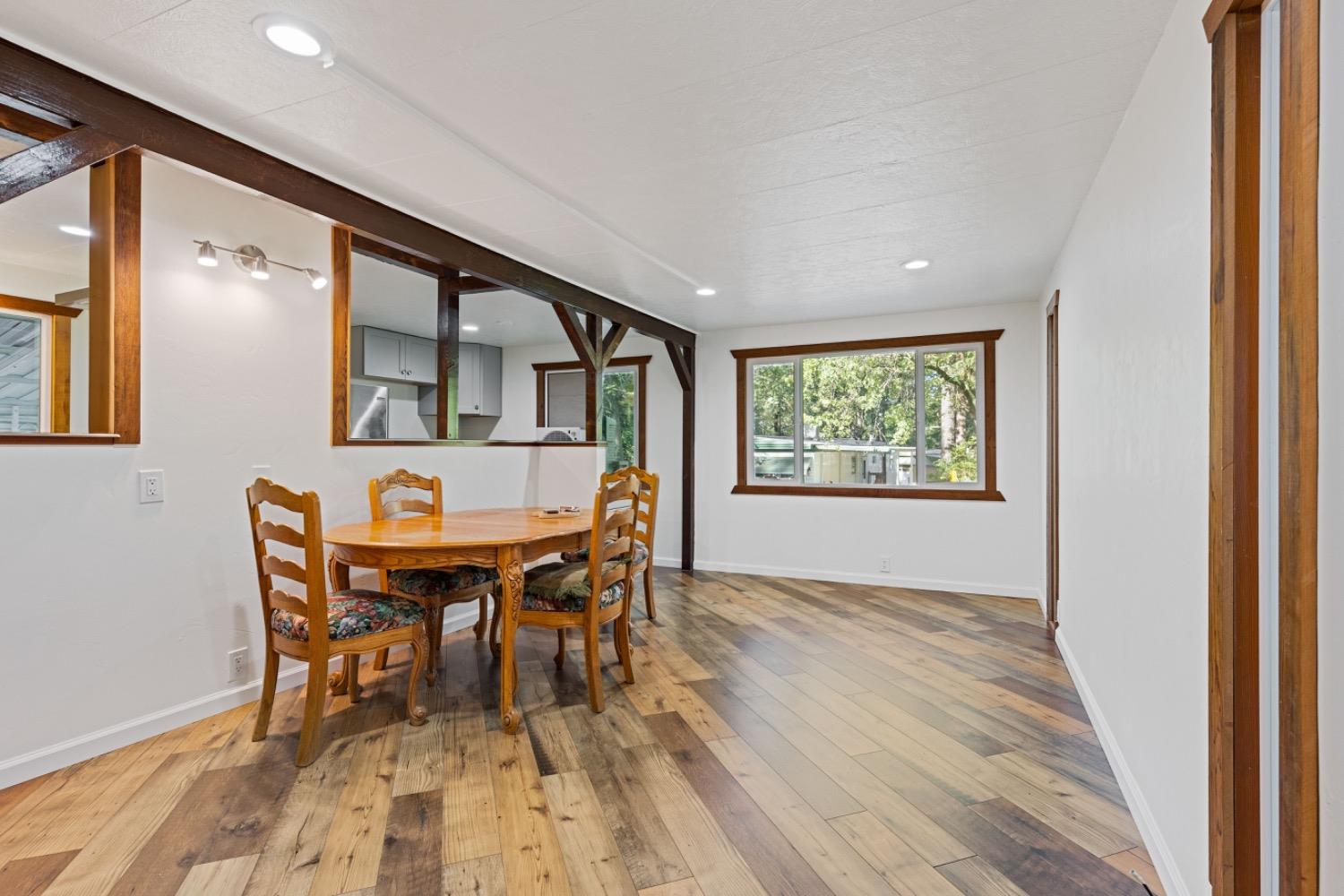 Detail Gallery Image 5 of 19 For 15329 Little Valley Rd, Grass Valley,  CA 95949 - 2 Beds | 1 Baths