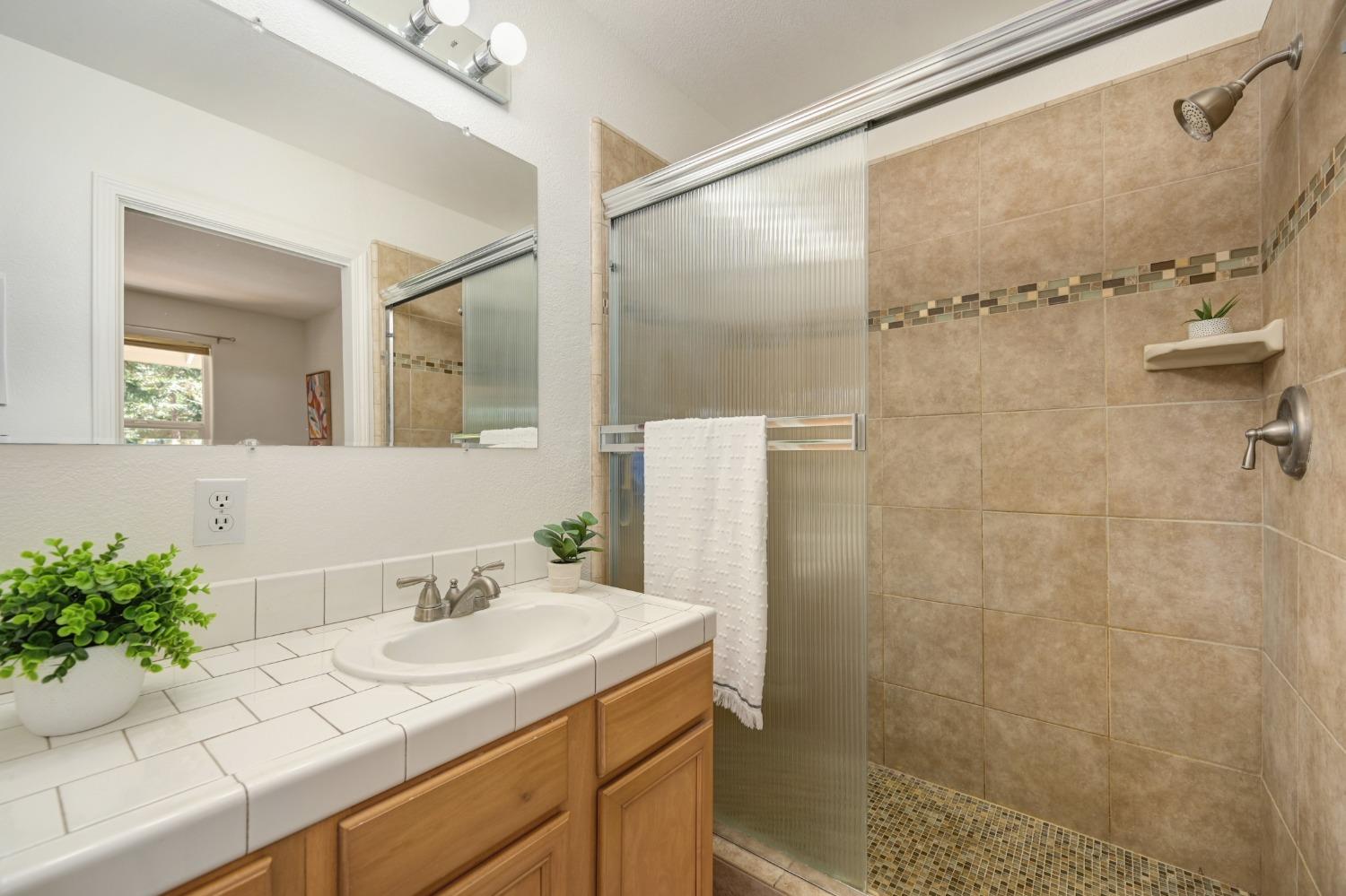 Detail Gallery Image 28 of 91 For 17377 Broken Arrow Pl, Nevada City,  CA 95959 - 4 Beds | 2 Baths