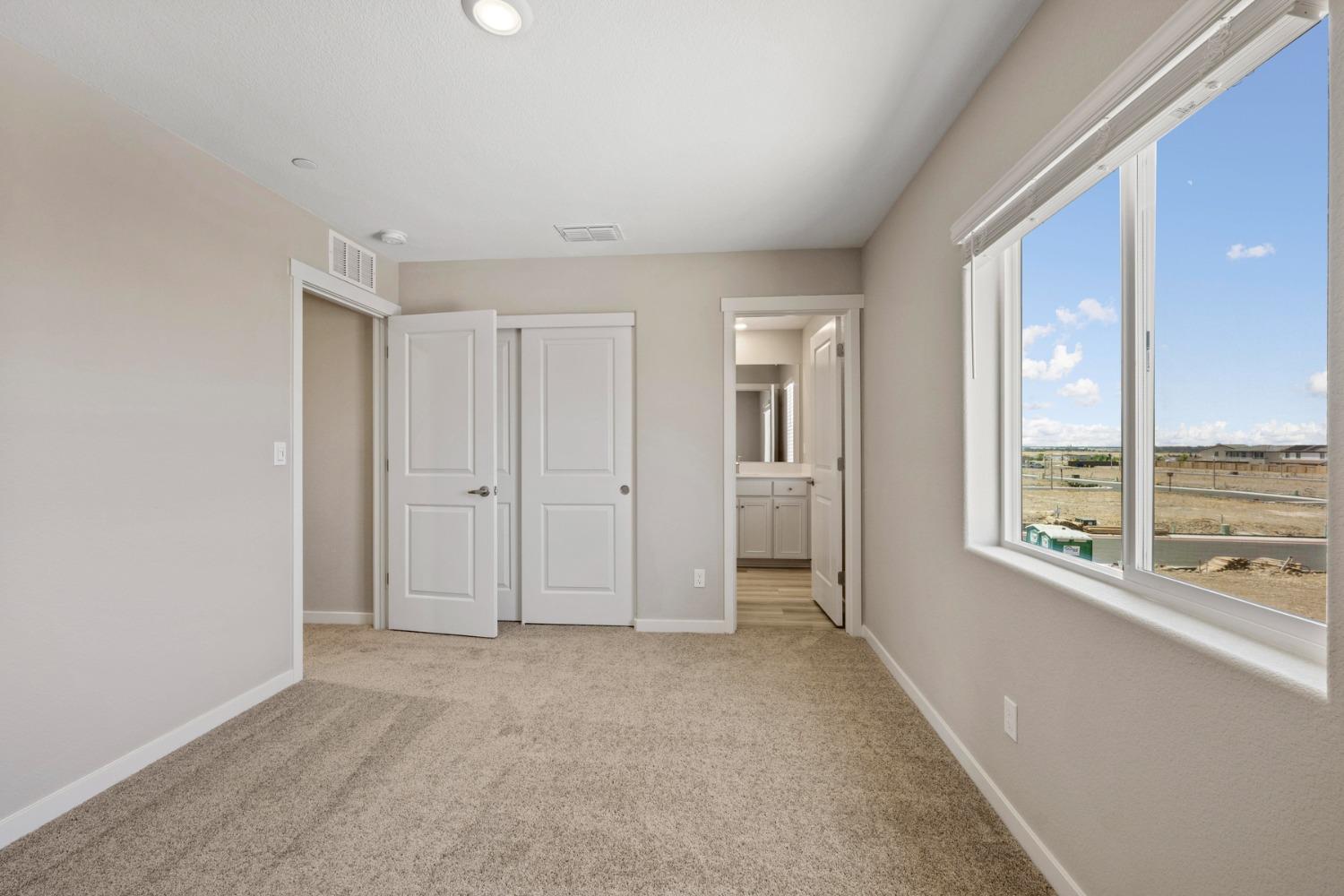 Detail Gallery Image 16 of 18 For 2316 Comstock Ln, Lincoln,  CA 95648 - 2 Beds | 2/1 Baths