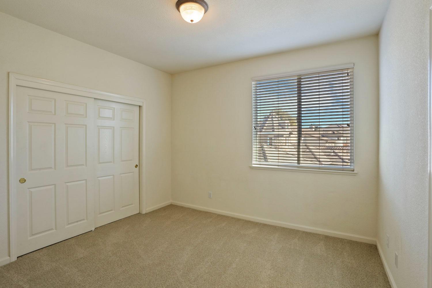 Detail Gallery Image 27 of 57 For 5641 Saint Andrews Dr, Stockton,  CA 95219 - 4 Beds | 3/1 Baths