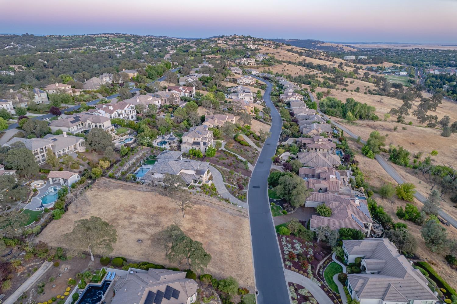 Detail Gallery Image 13 of 64 For 5155 Breese Cir, El Dorado Hills,  CA 95762 - – Beds | – Baths