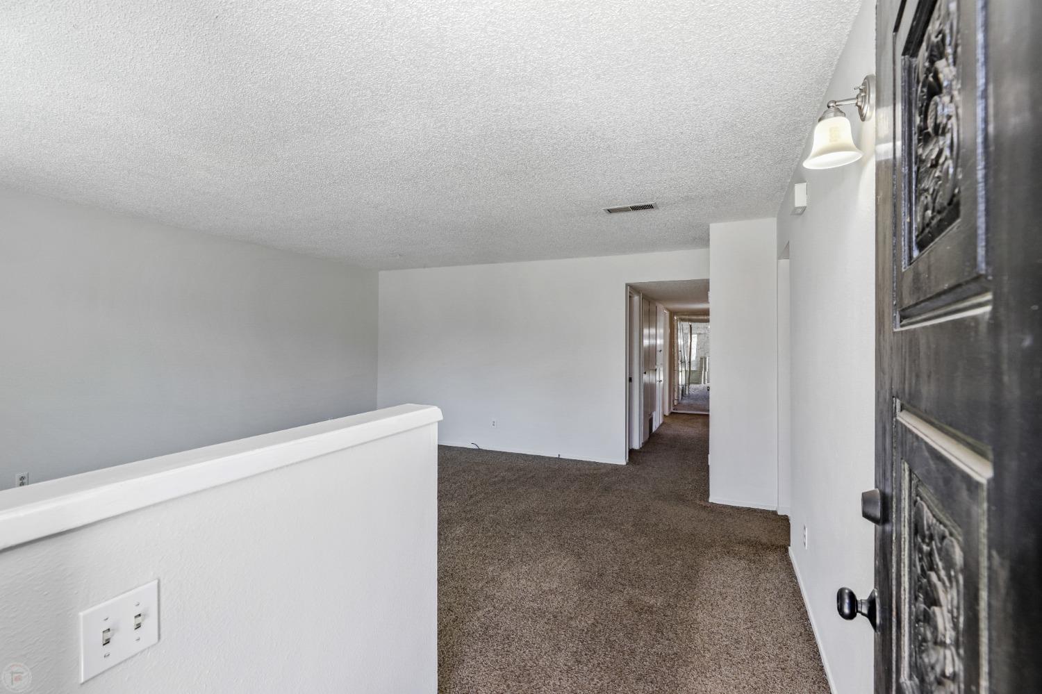 Detail Gallery Image 11 of 34 For 2625 Buttonwillow, Stockton,  CA 95207 - 3 Beds | 2 Baths