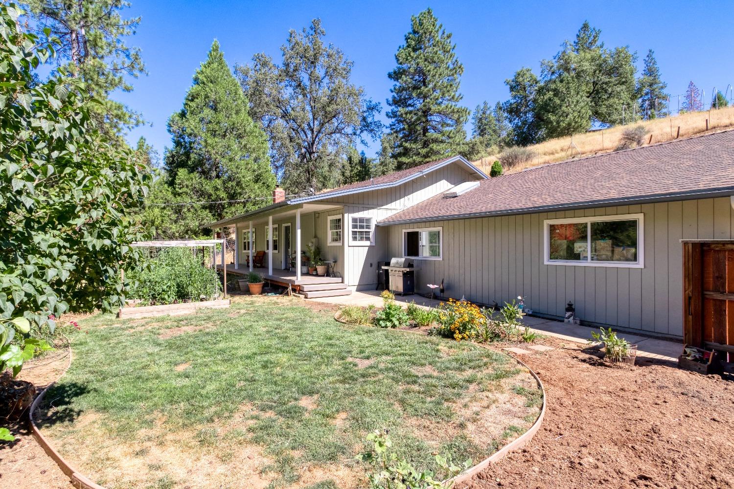 Detail Gallery Image 53 of 59 For 7220 Sly Park Rd, Placerville,  CA 95667 - 3 Beds | 2/1 Baths