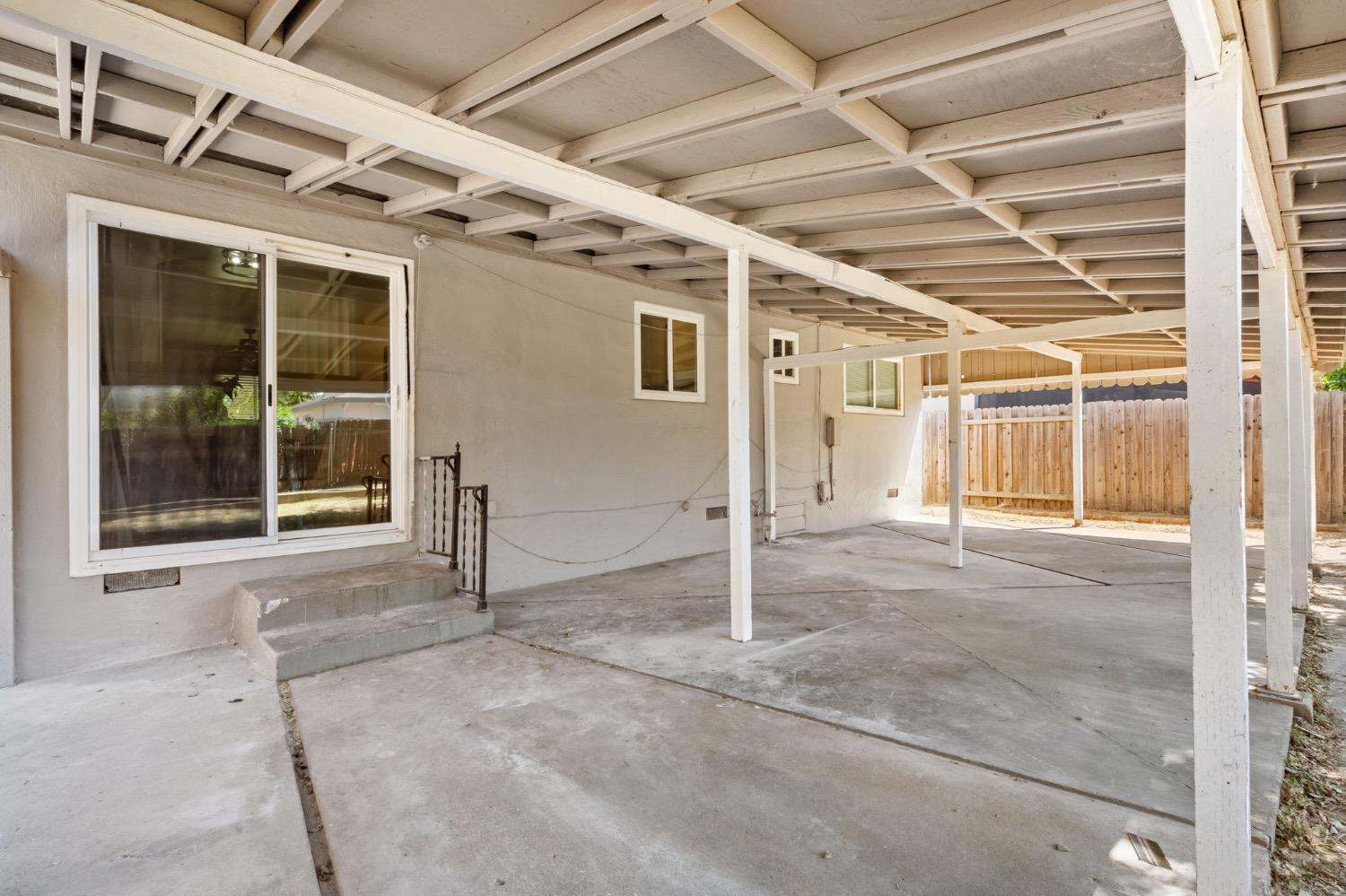 Detail Gallery Image 15 of 16 For 2613 Northglen St, Sacramento,  CA 95833 - 3 Beds | 1 Baths