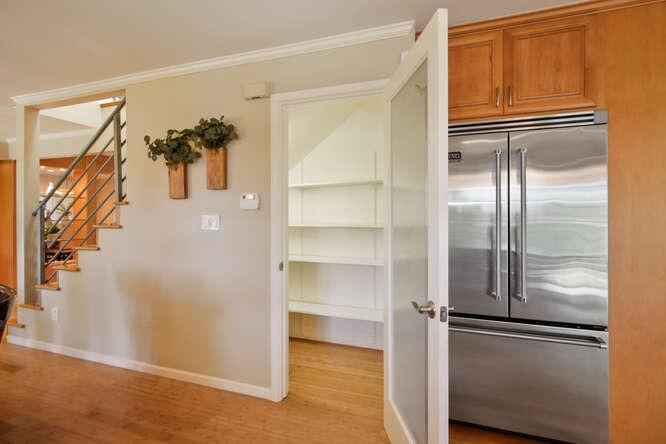 Detail Gallery Image 25 of 64 For 4050 Wycombe Dr, Sacramento,  CA 95864 - 4 Beds | 3/1 Baths