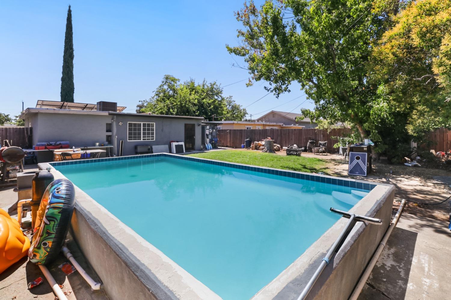 Detail Gallery Image 26 of 30 For 2021 Robert Way, Sacramento,  CA 95825 - 3 Beds | 2 Baths